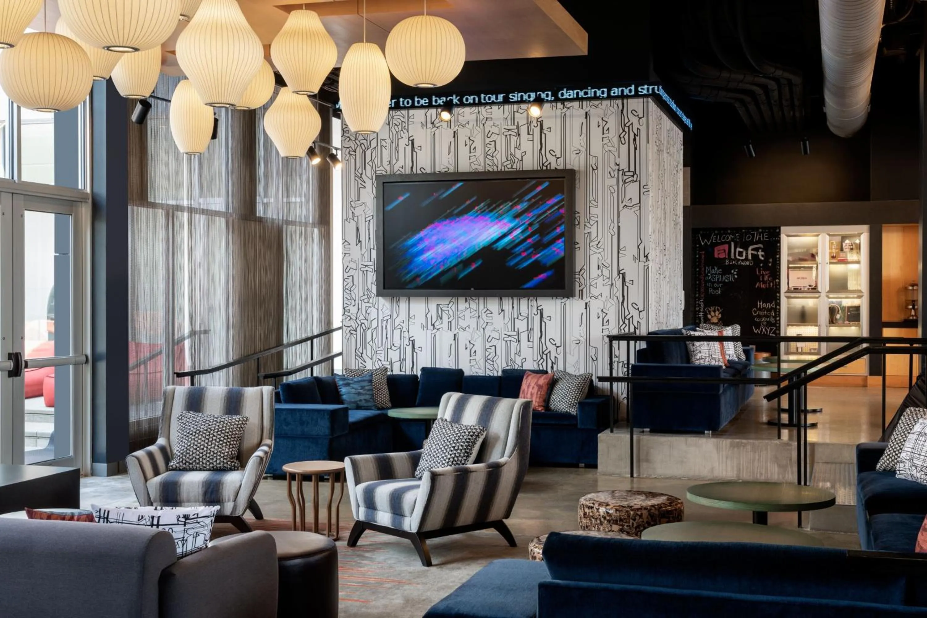 Lobby or reception in Aloft Beachwood