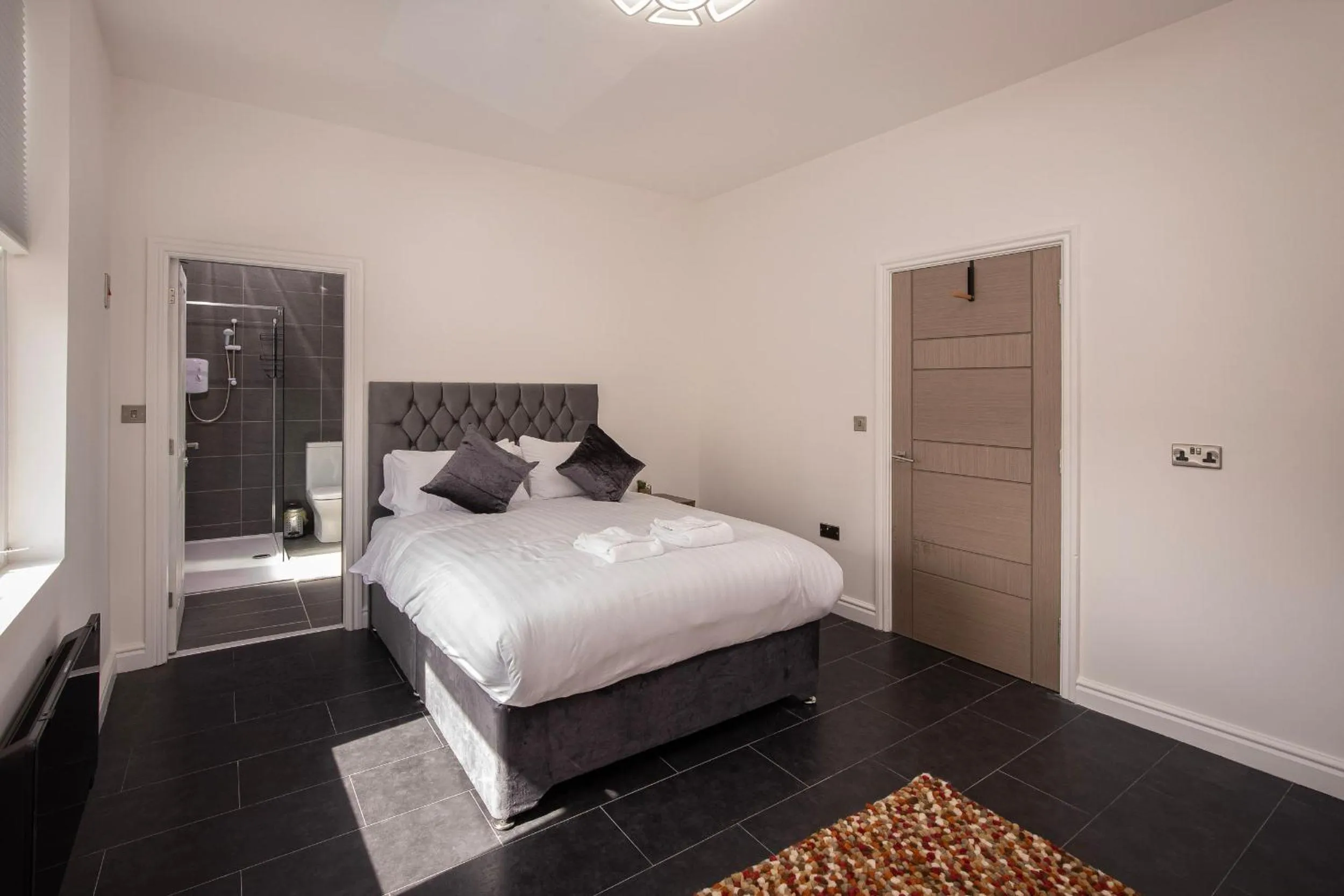 Bedroom, Bed in Town View Apartment by Sasco