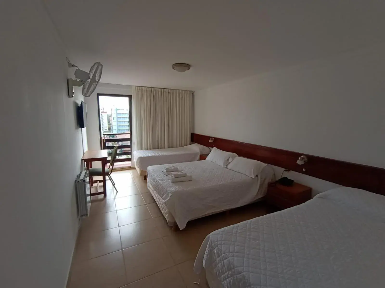 Standard Quadruple Room in Intersur Villa Gesell Standard Quadruple Room in Intersur Villa Gesell