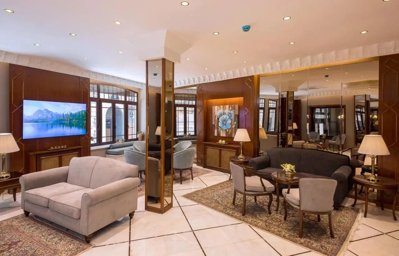 Property building in Vardar Palace Hotel - Special Category