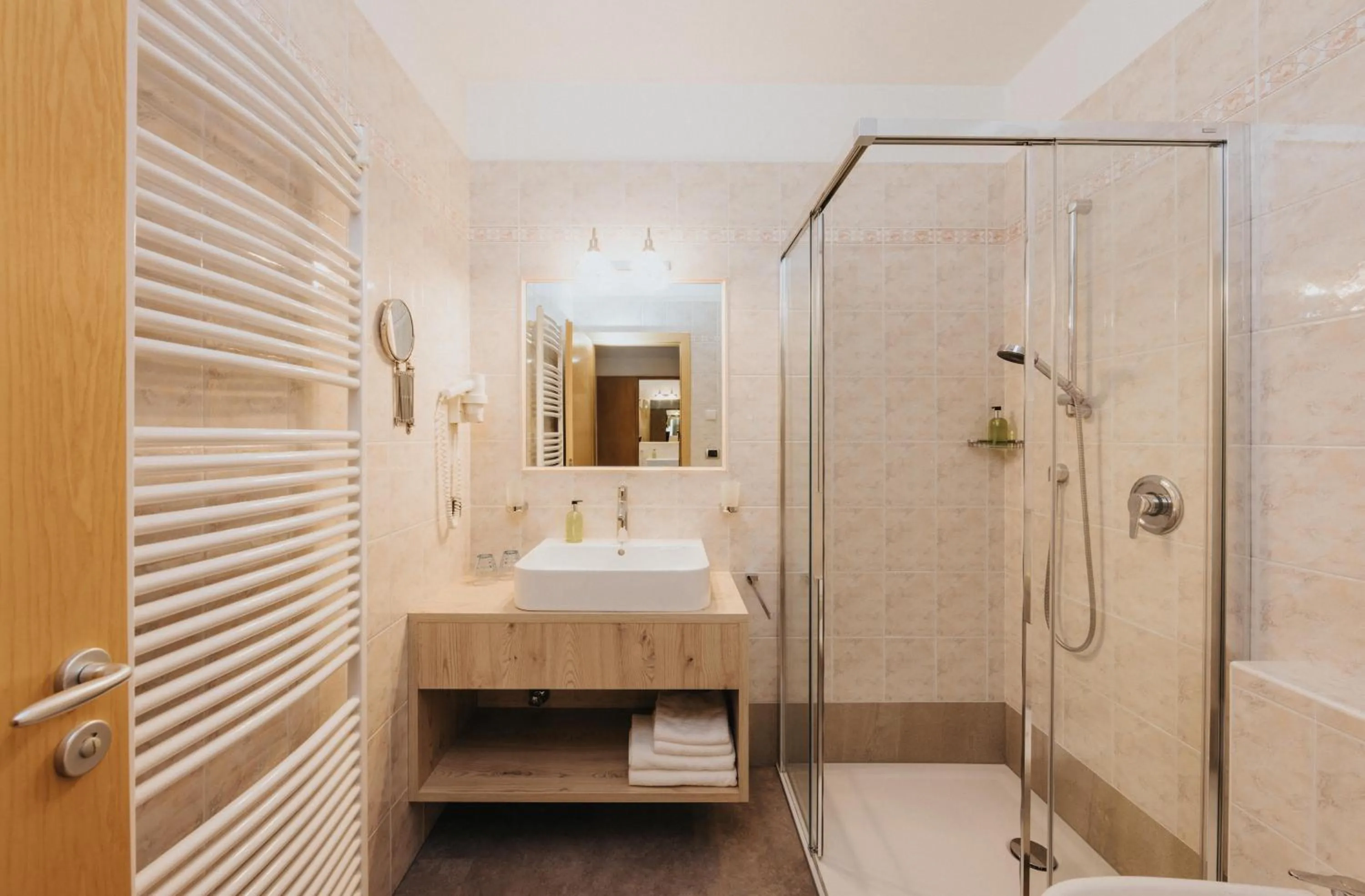 Bathroom in Hotel Bischofhof