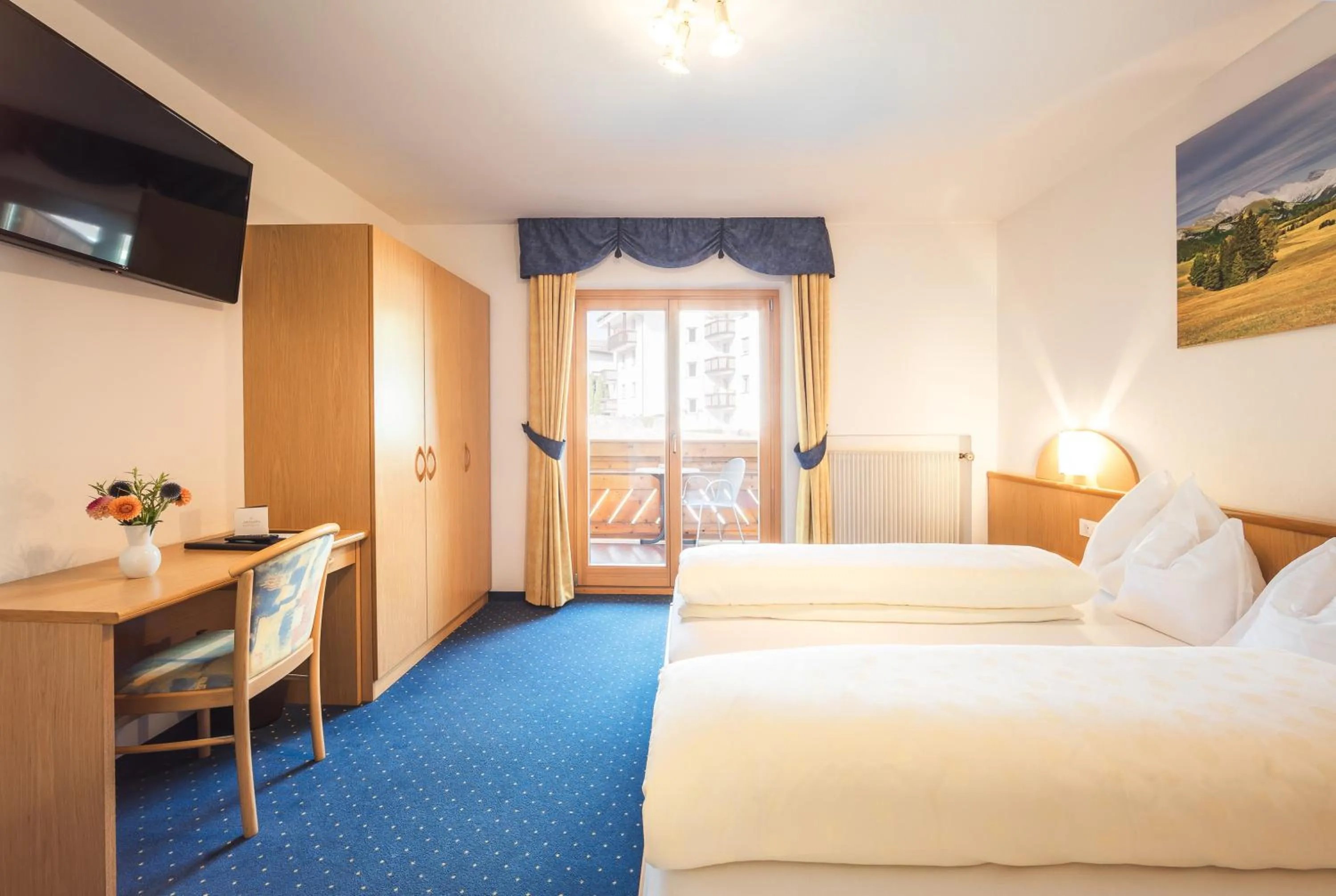 Bedroom, Bed in Hotel Bischofhof