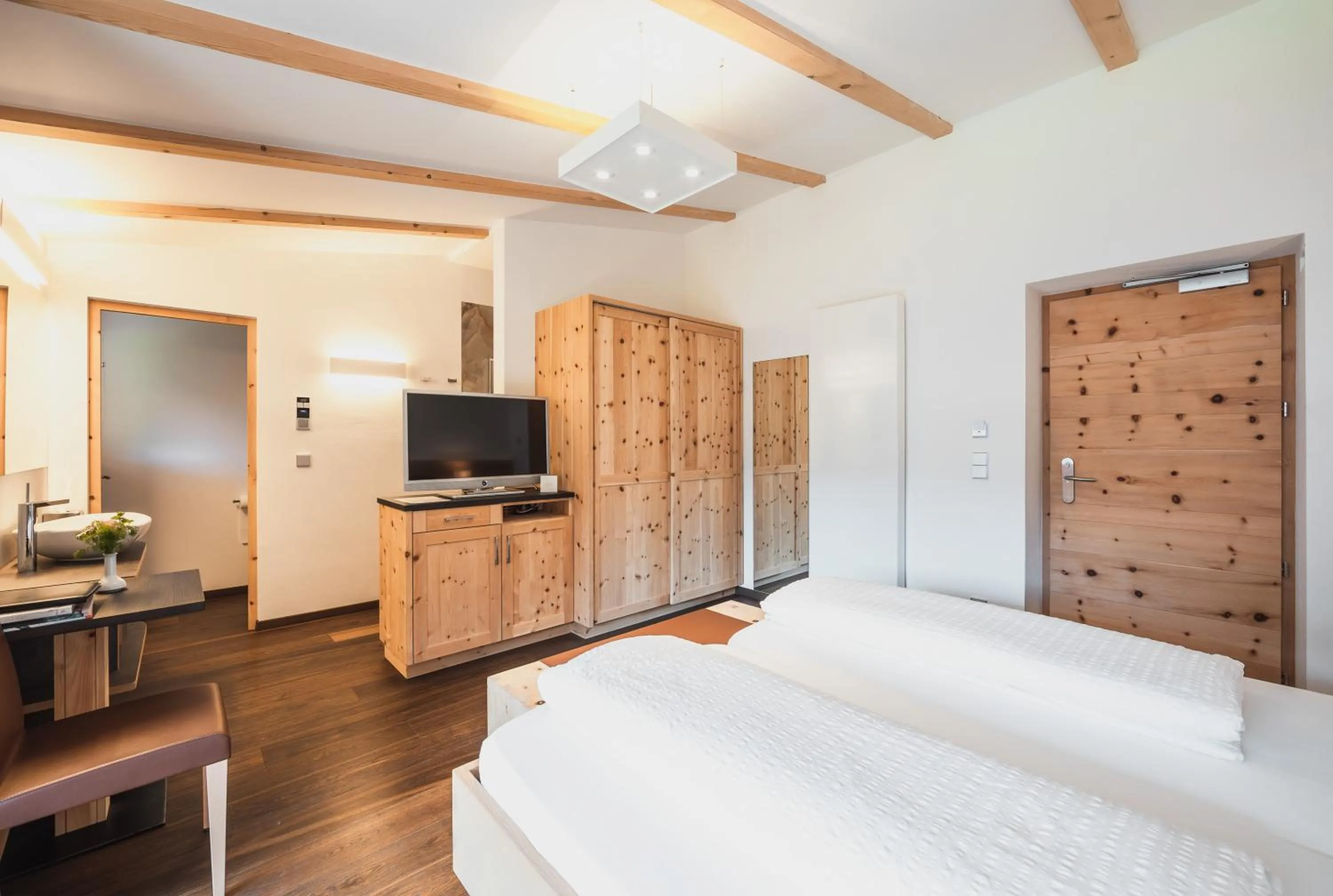 Photo of the whole room, Bed in Hotel Bischofhof