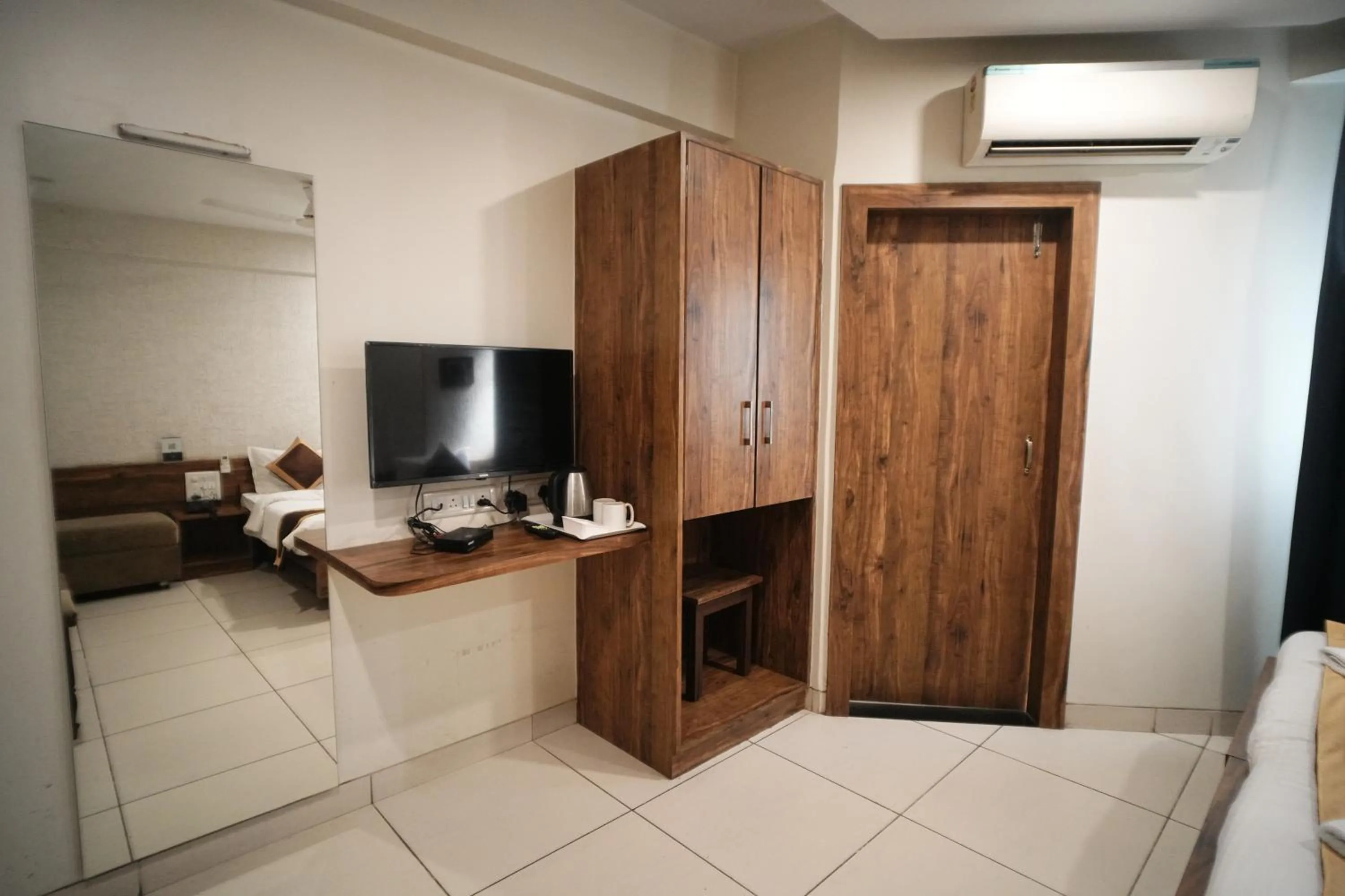 Bed in Hotel Kartiki