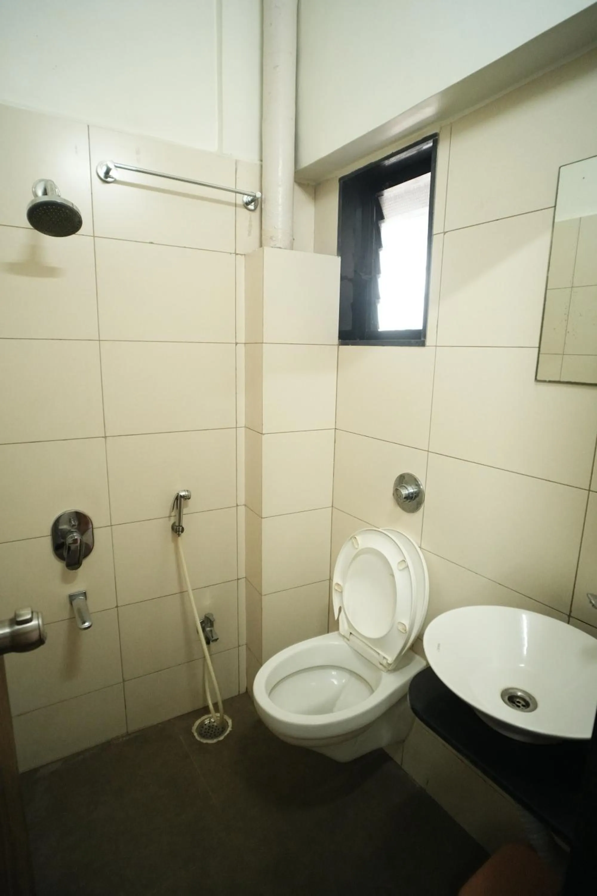 Toilet in Hotel Kartiki
