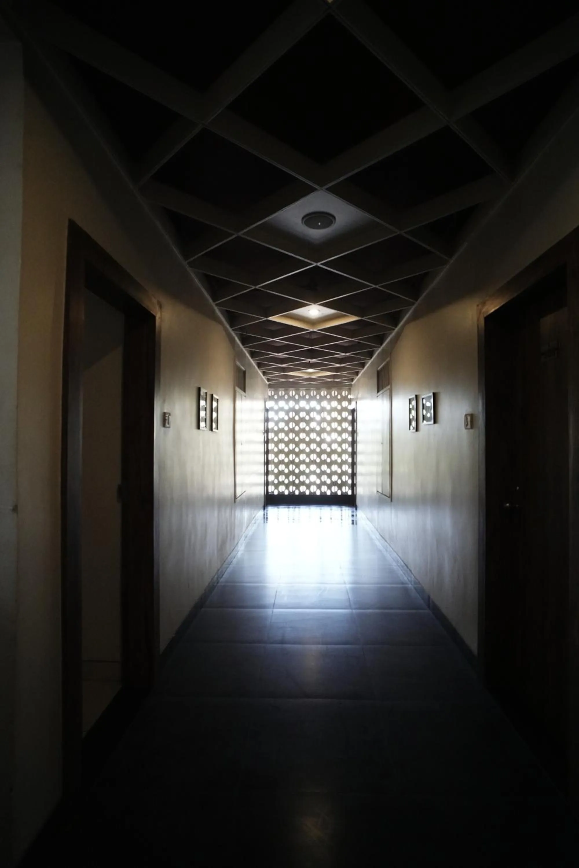 Darts in Hotel Kartiki