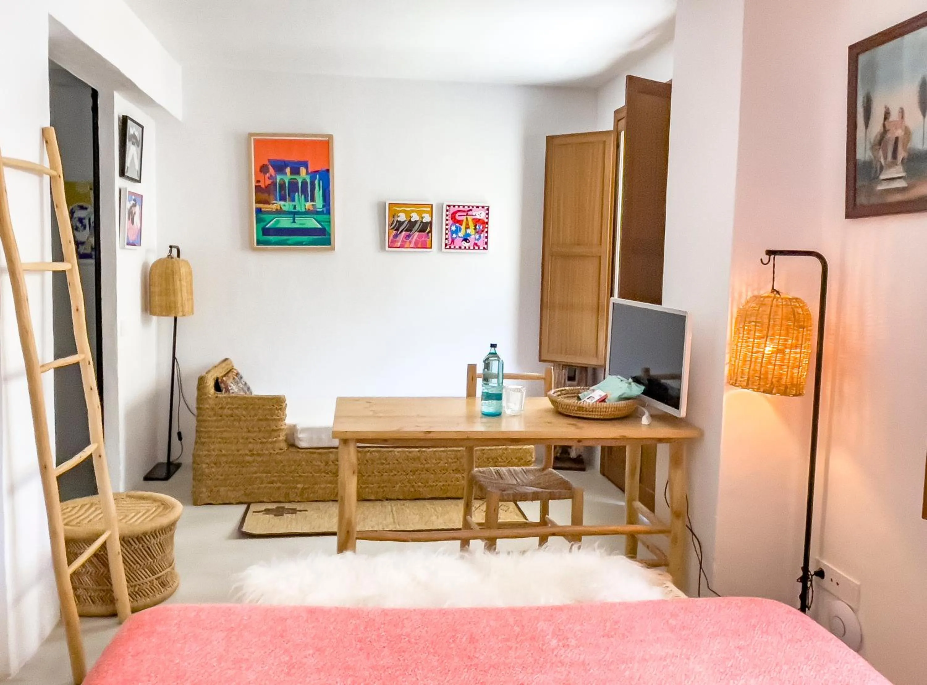 Seating area, Bed in Hostal Mar y Sal