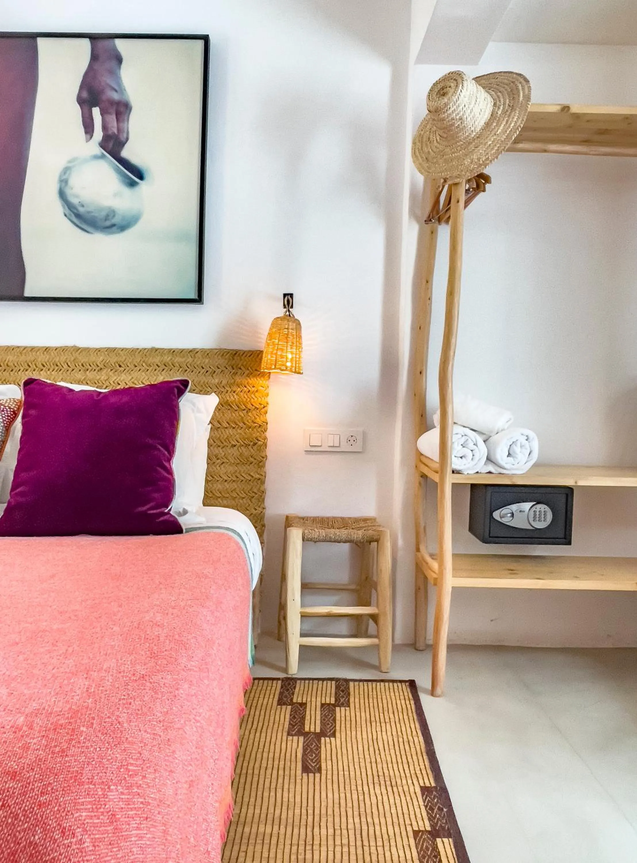 Bed in Hostal Mar y Sal