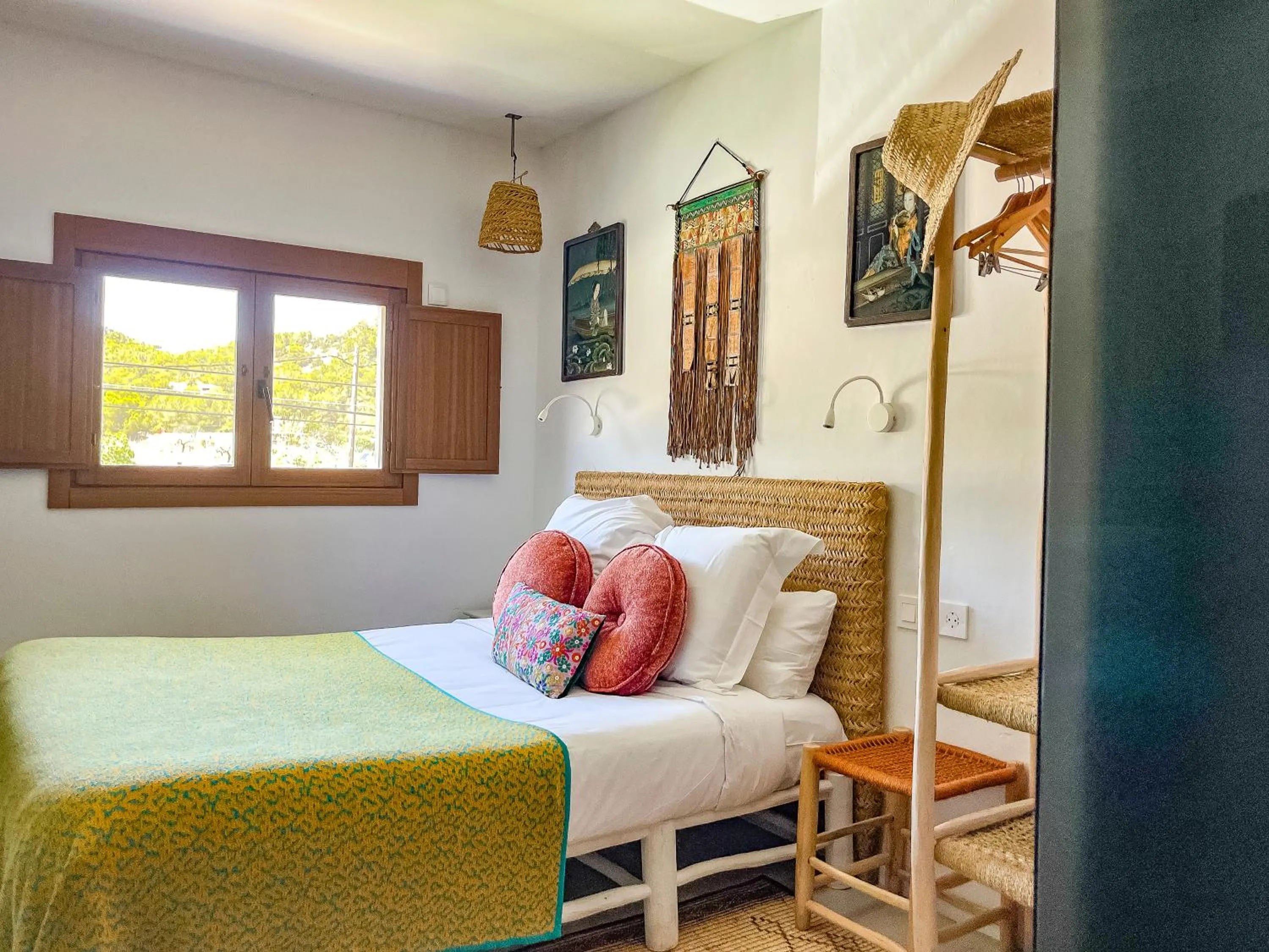 Bedroom, Bed in Hostal Mar y Sal