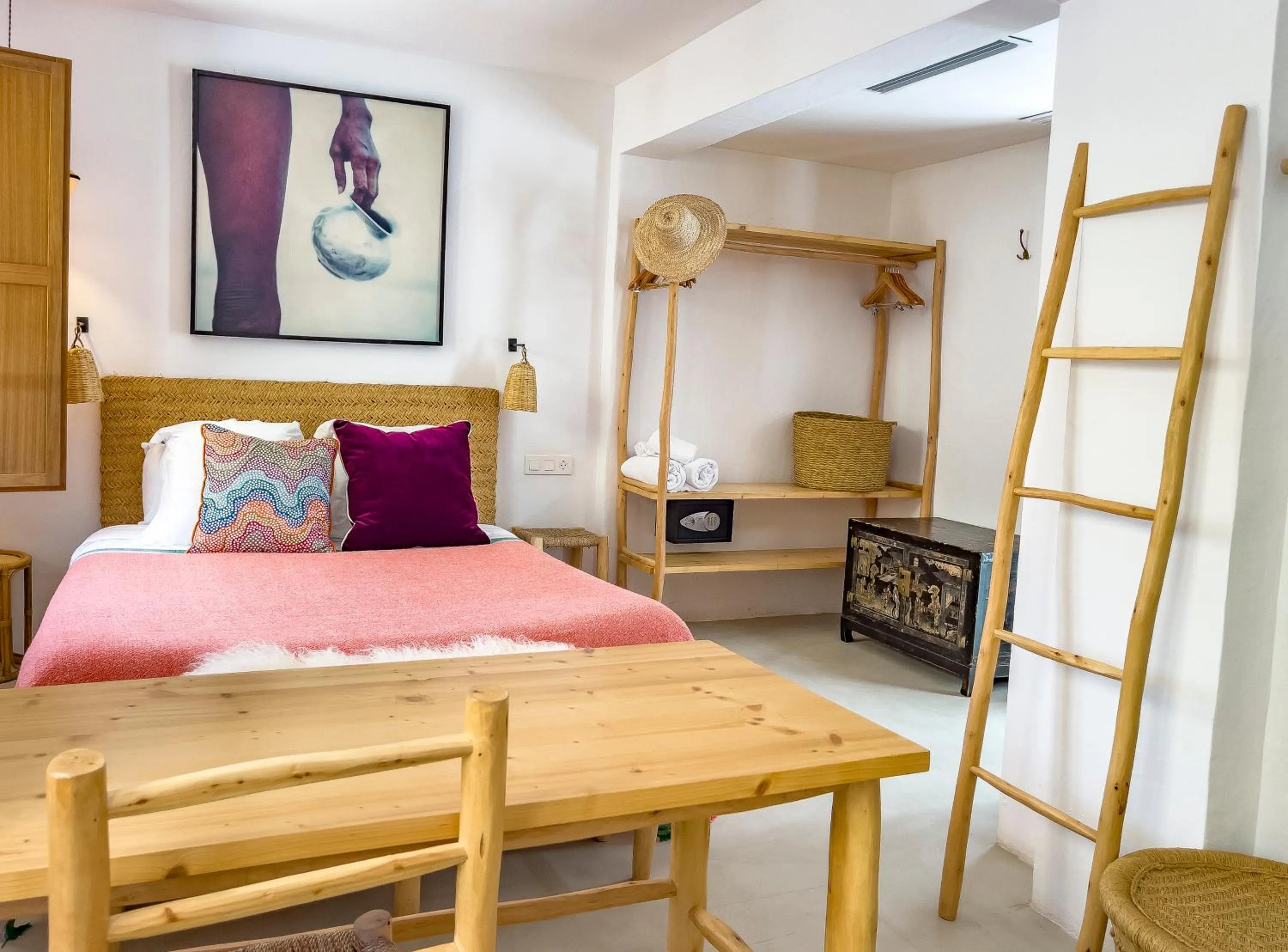 Bed in Hostal Mar y Sal