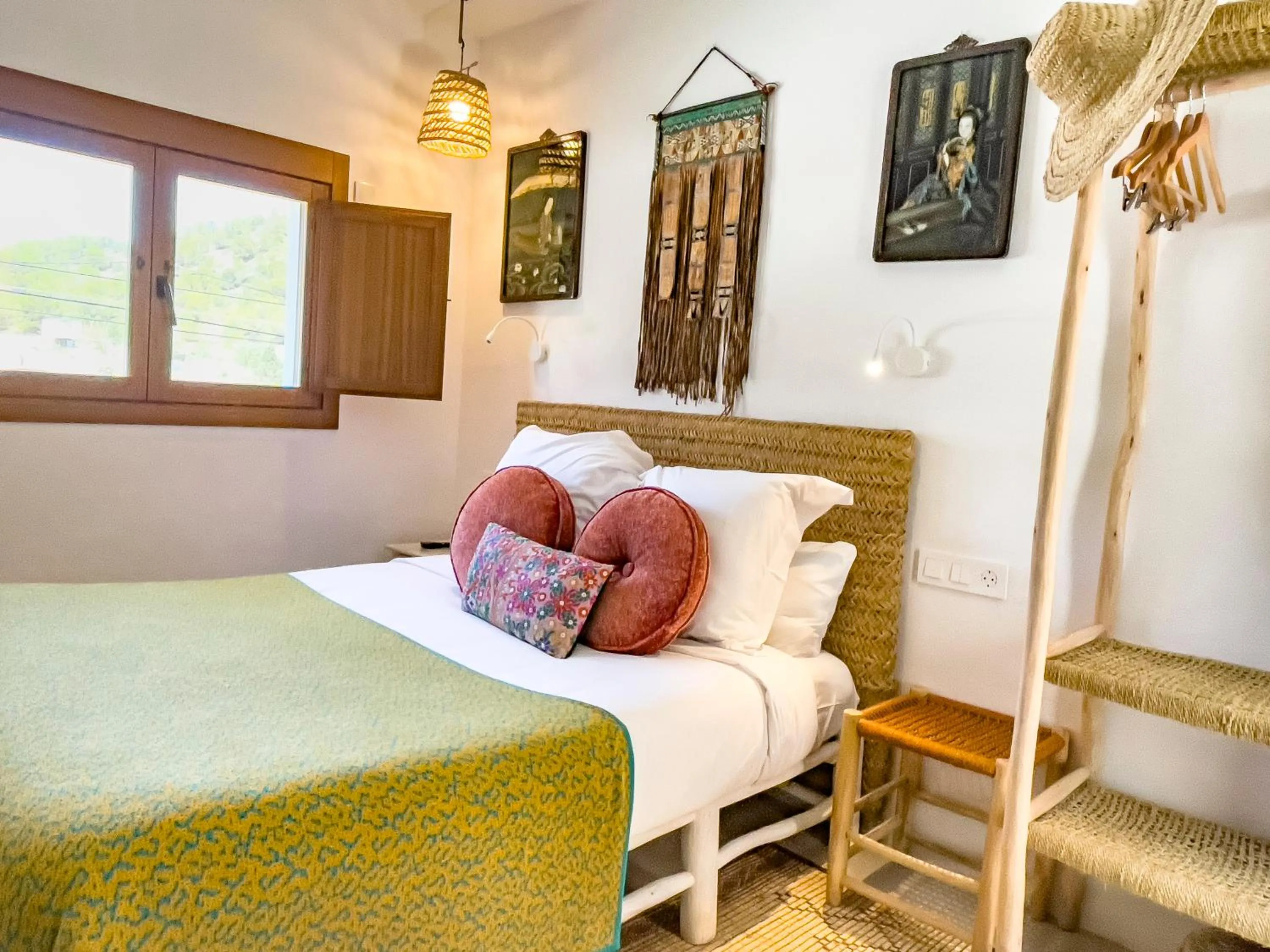 Bedroom, Bed in Hostal Mar y Sal