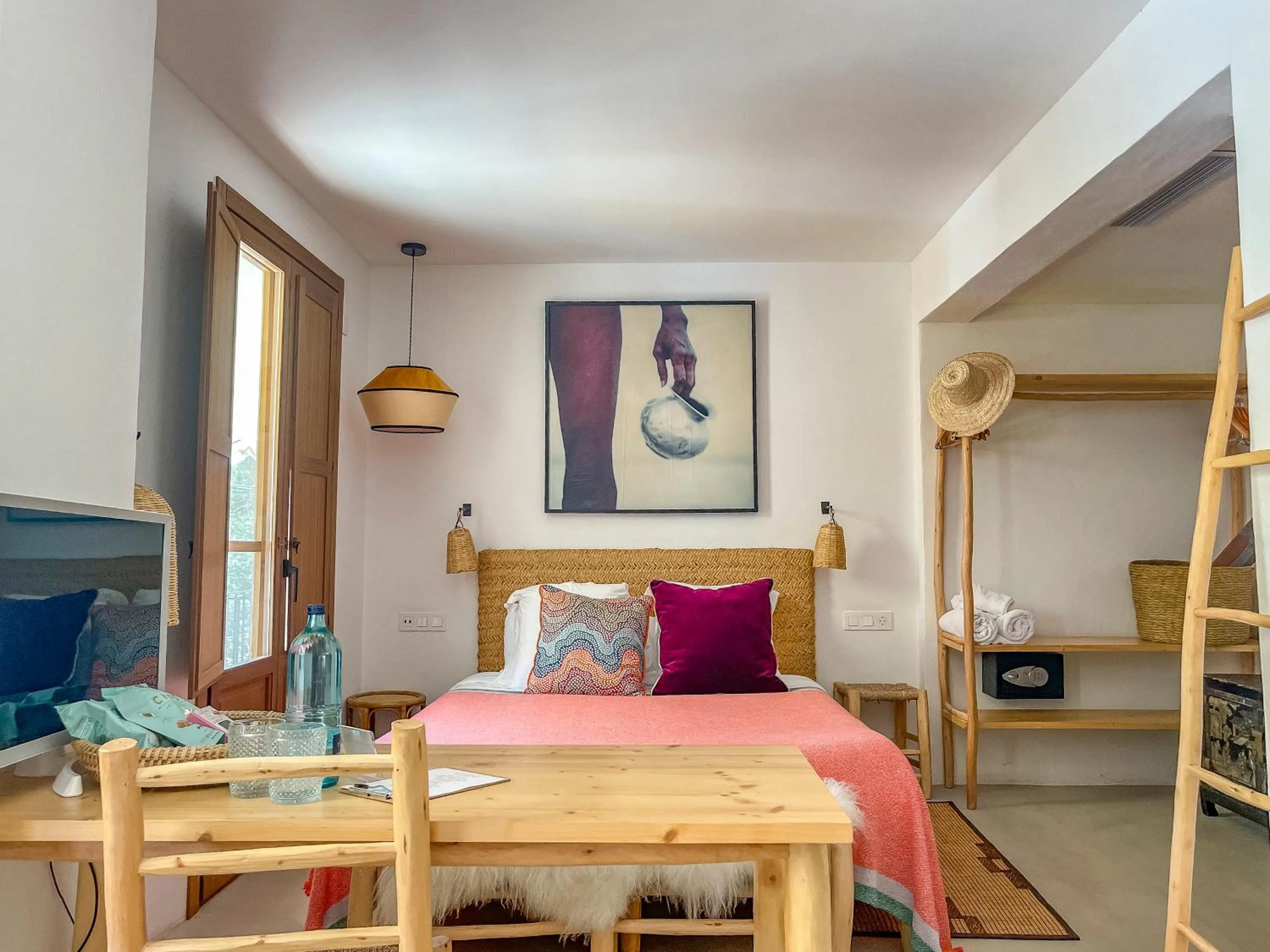 Bed in Hostal Mar y Sal