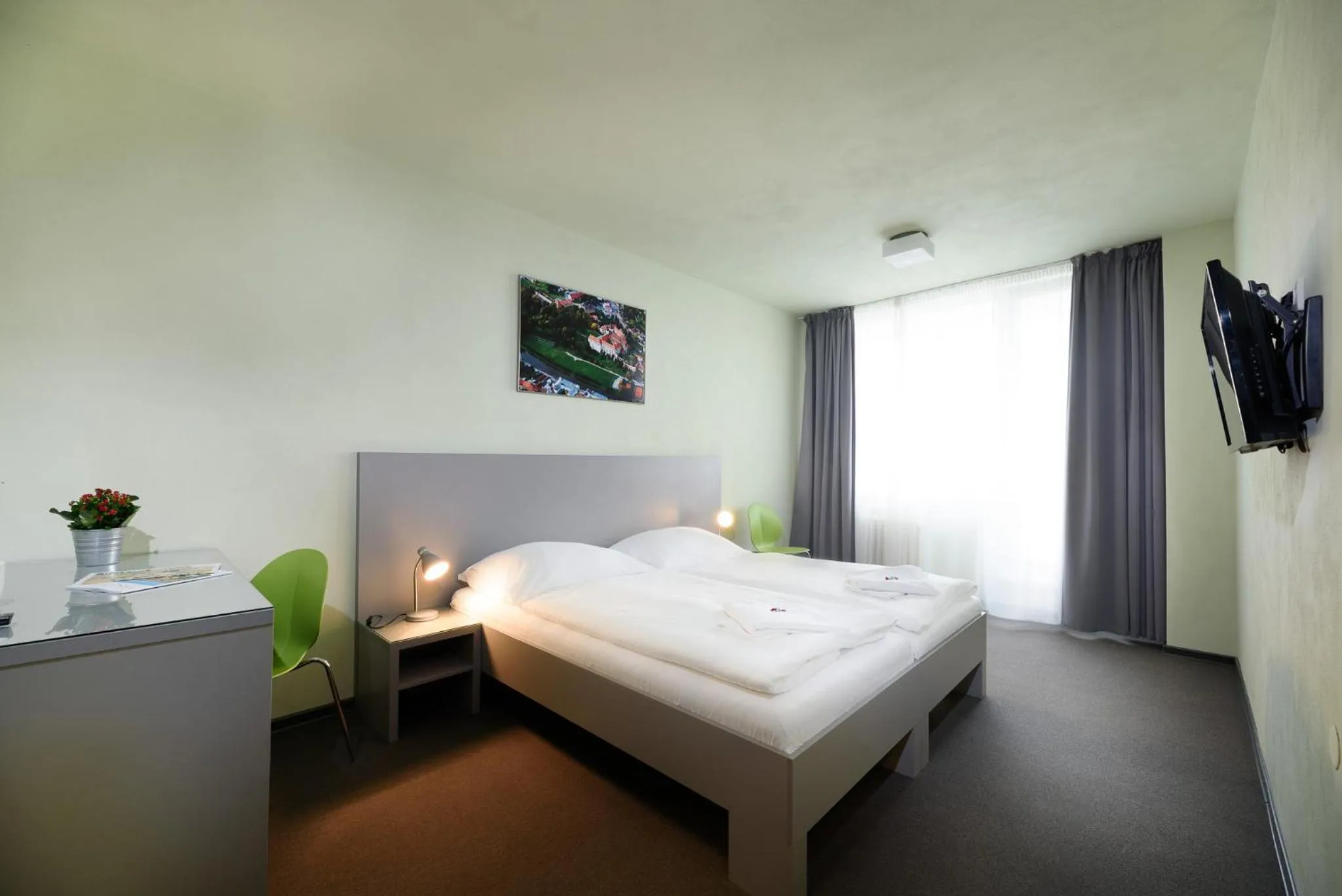 Economy Quadruple Room in Hotel Atom Třebíč