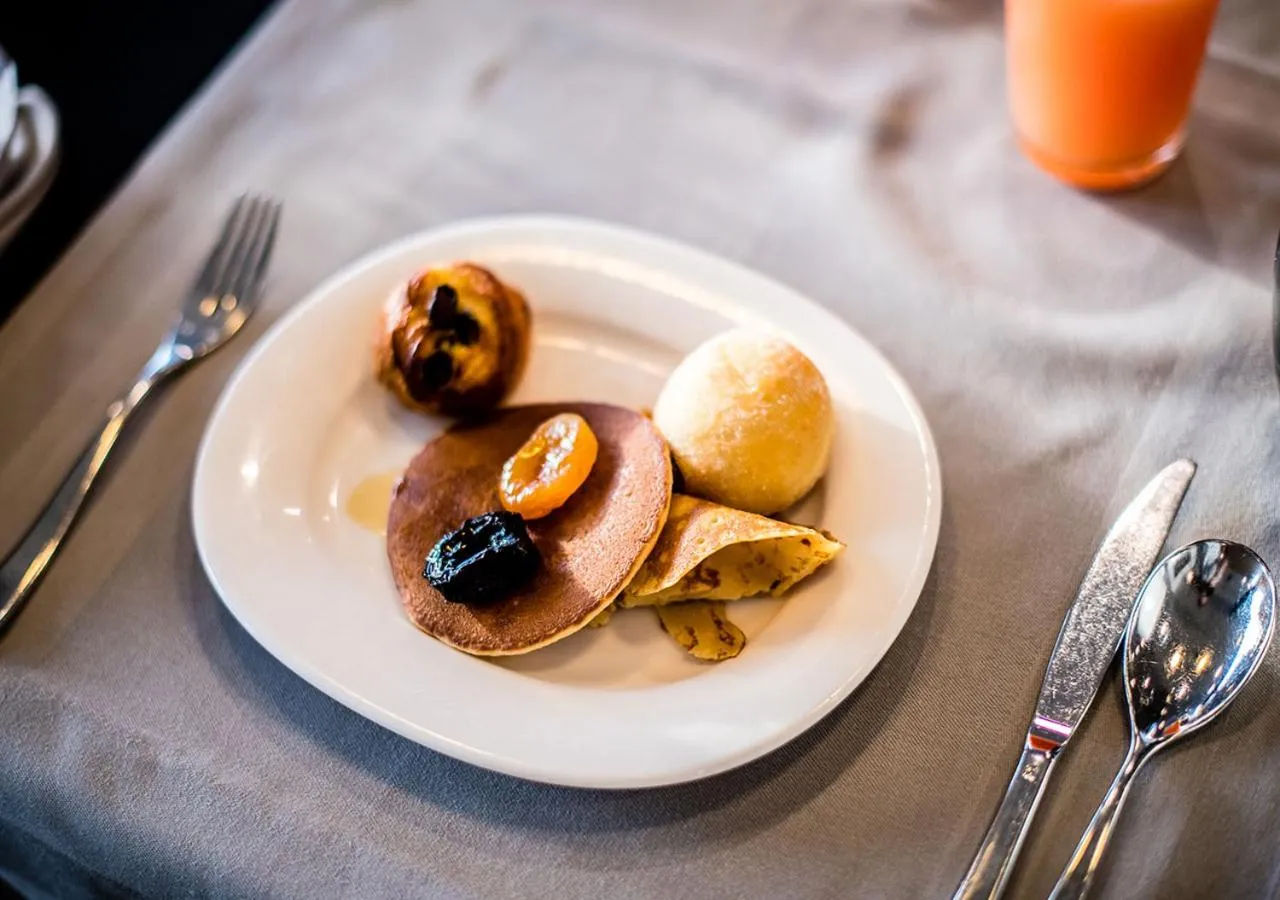 Breakfast in Lake Geneva Hotel