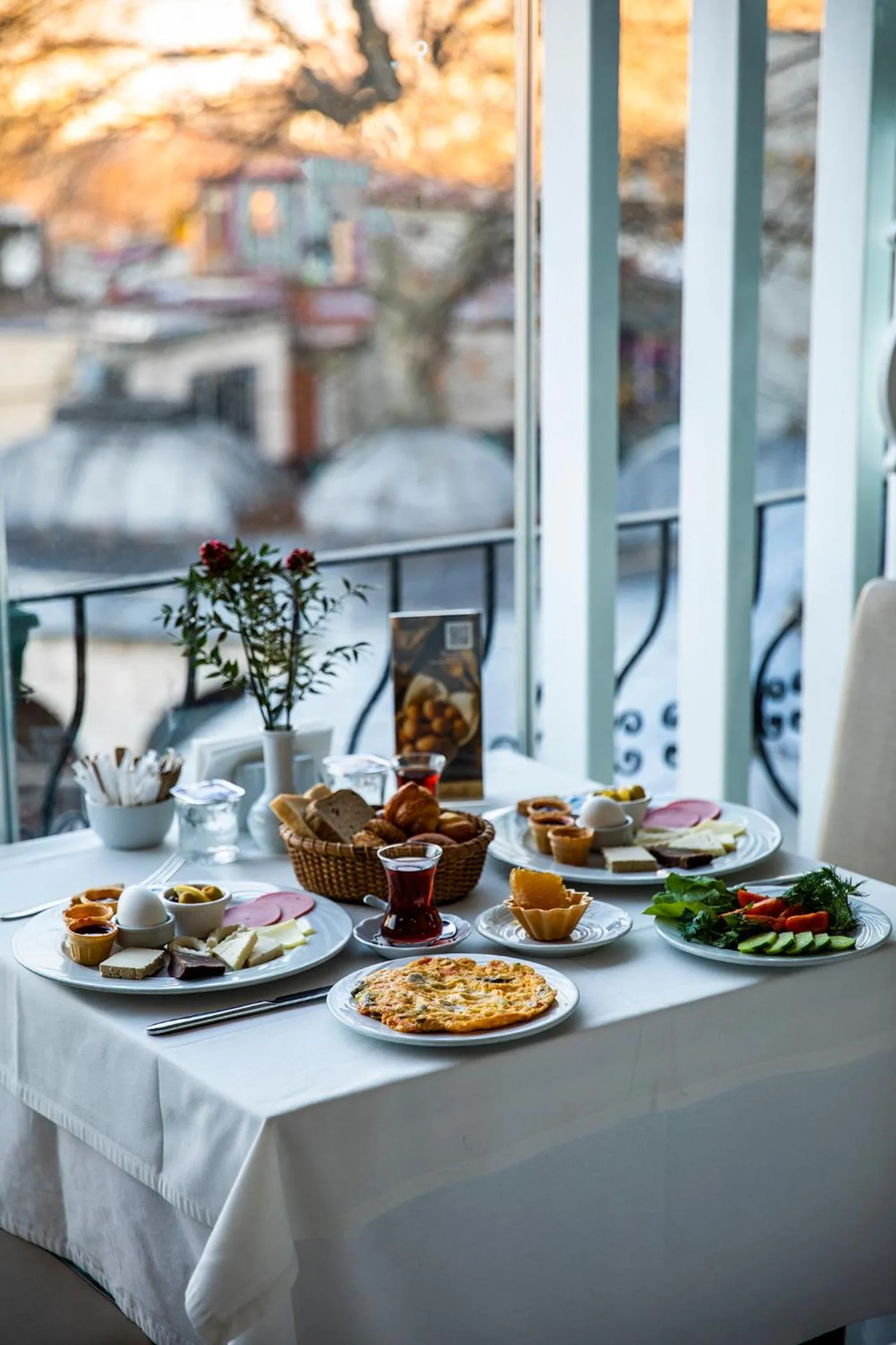 Buffet breakfast in Ottoman Hotel Imperial-Special Category