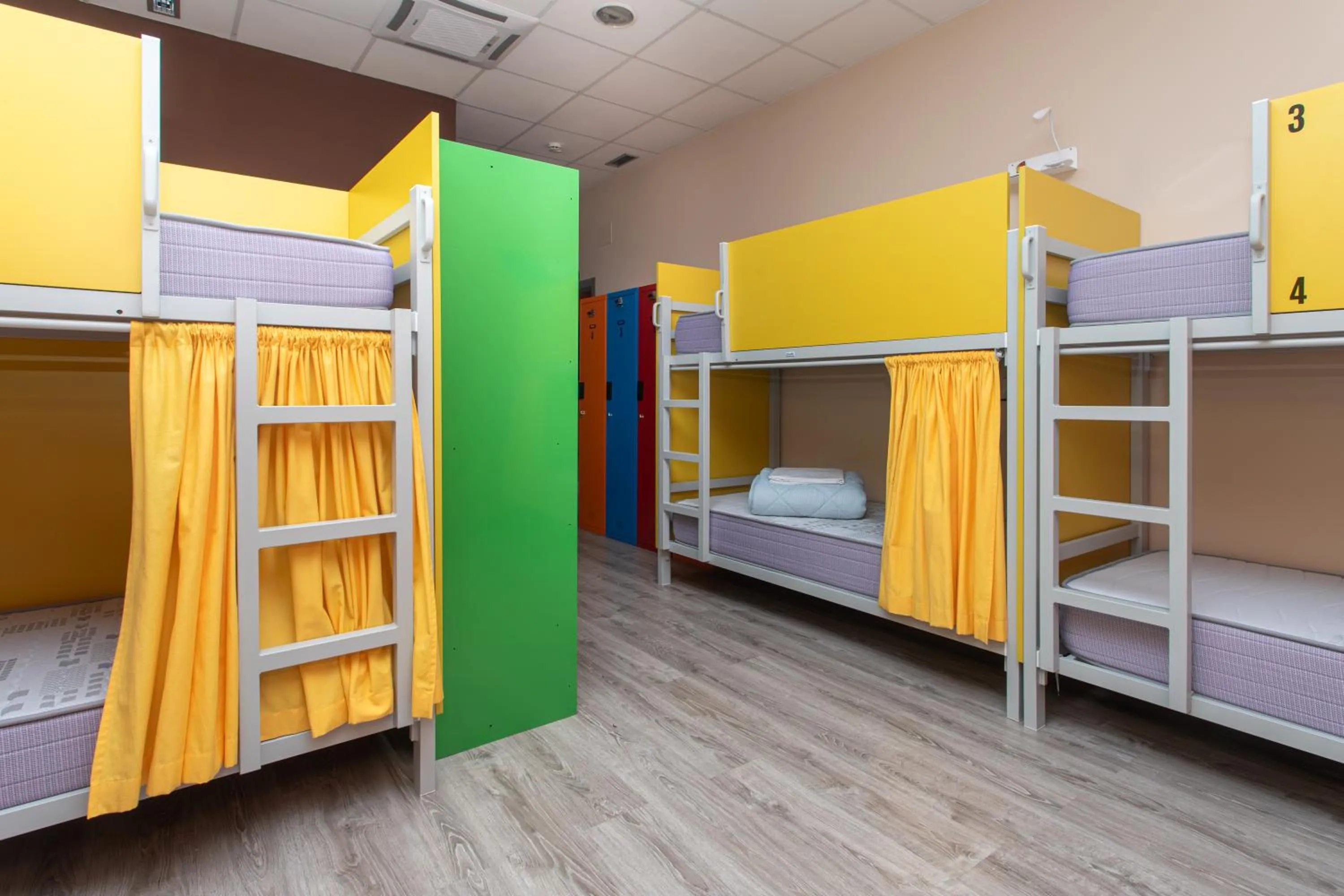 Parking, Bed in Llanes Hostel