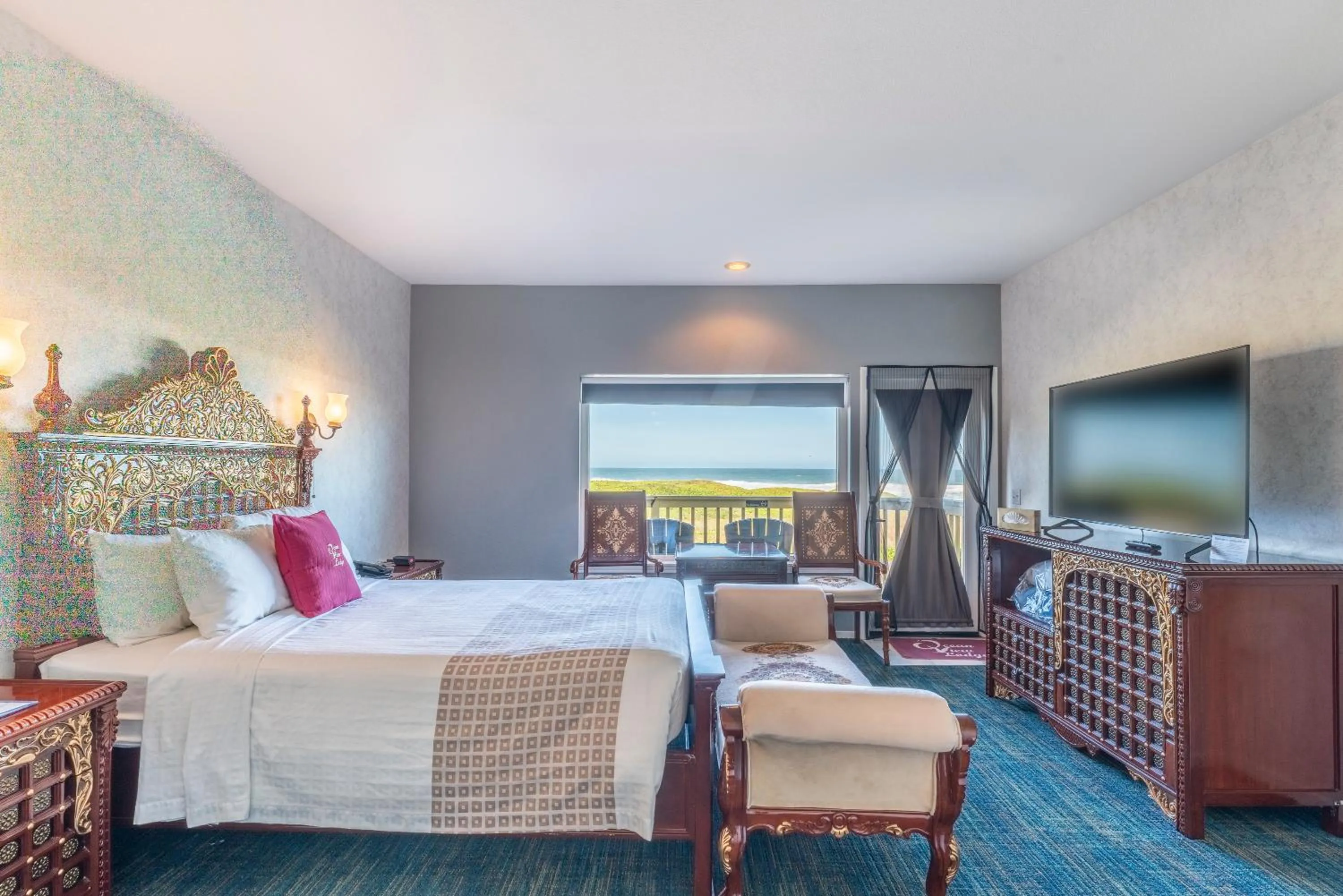 Bedroom, Bed in Ocean View Lodge