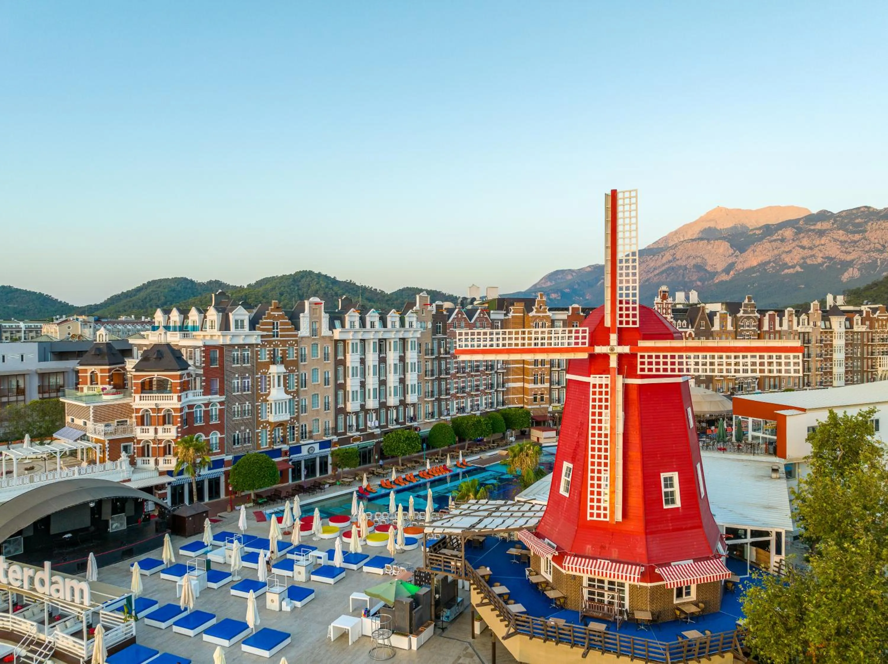 Property building in Orange County Kemer