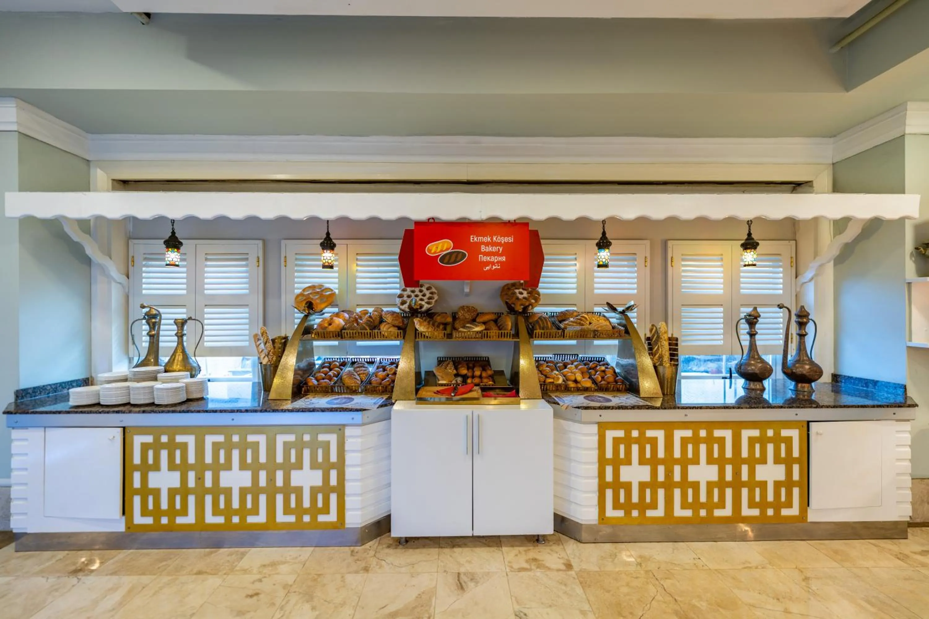 Restaurant/places to eat in Orange County Kemer