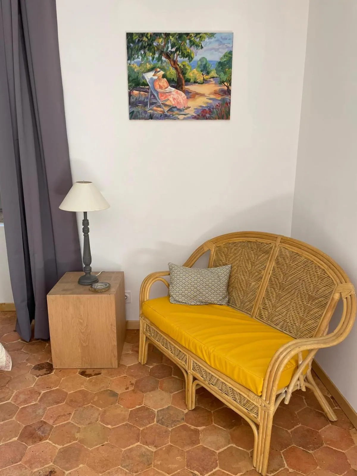 Seating area in La Secrète