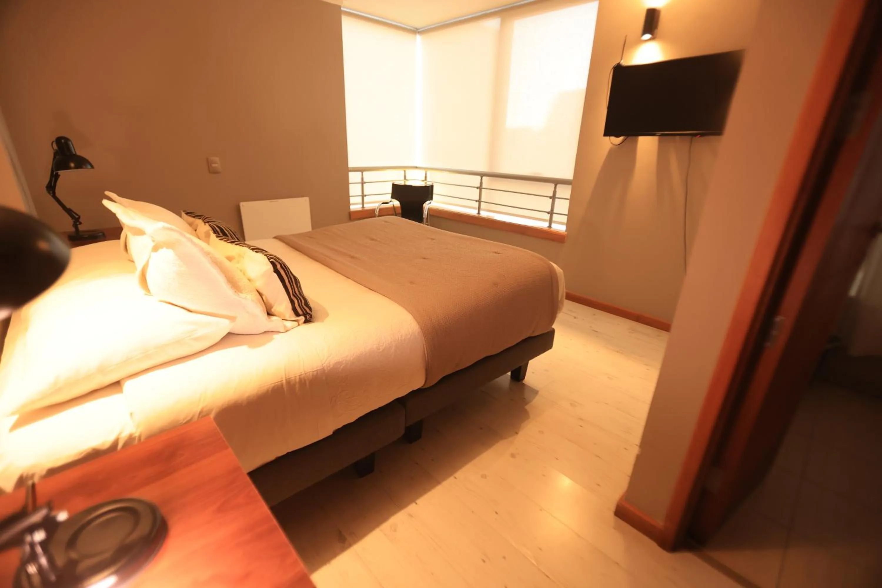 Bed in Apart Hotel Aragon Portal