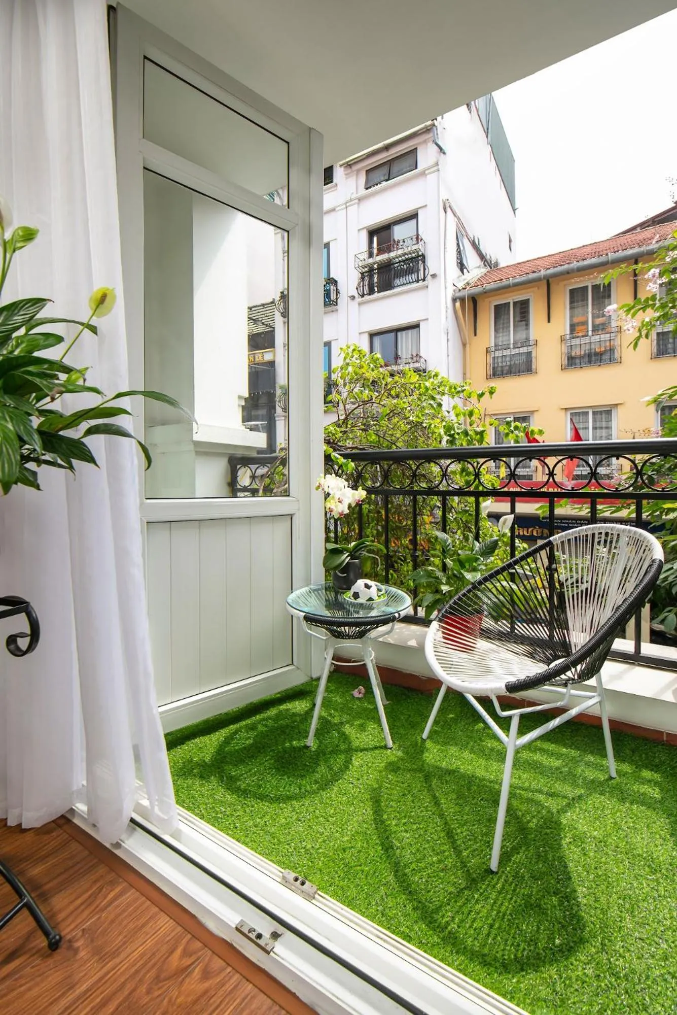 Balcony/Terrace in Hanoi Garden Hotel & Spa