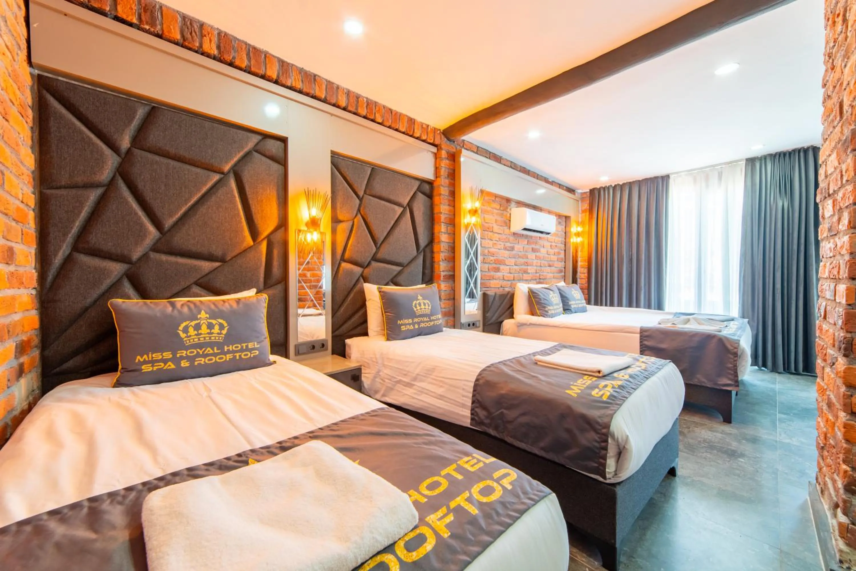 Photo of the whole room, Bed in Miss Royal Hotel & SPA