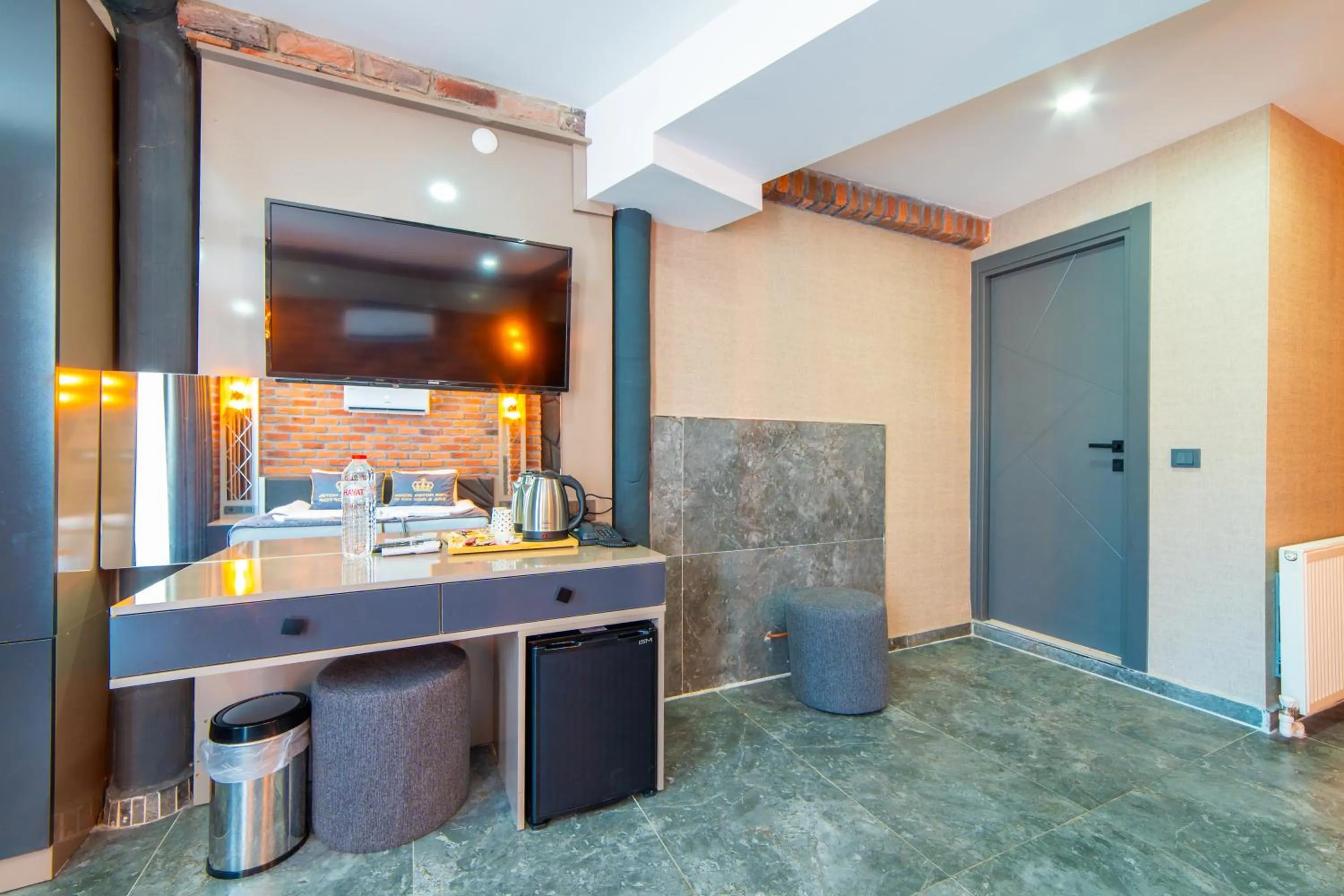 Lounge or bar in Miss Royal Hotel & SPA