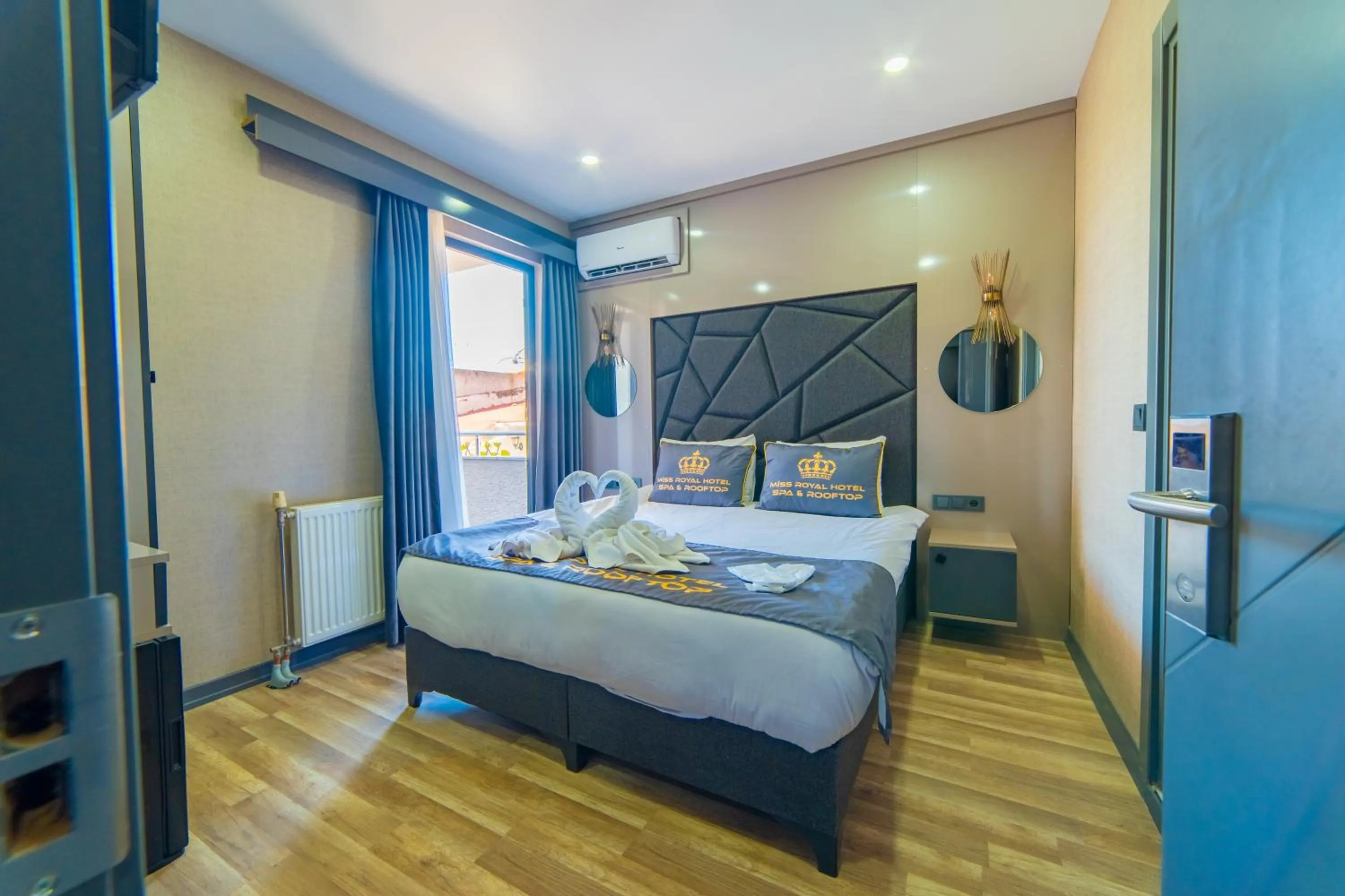 Photo of the whole room, Bed in Miss Royal Hotel & SPA