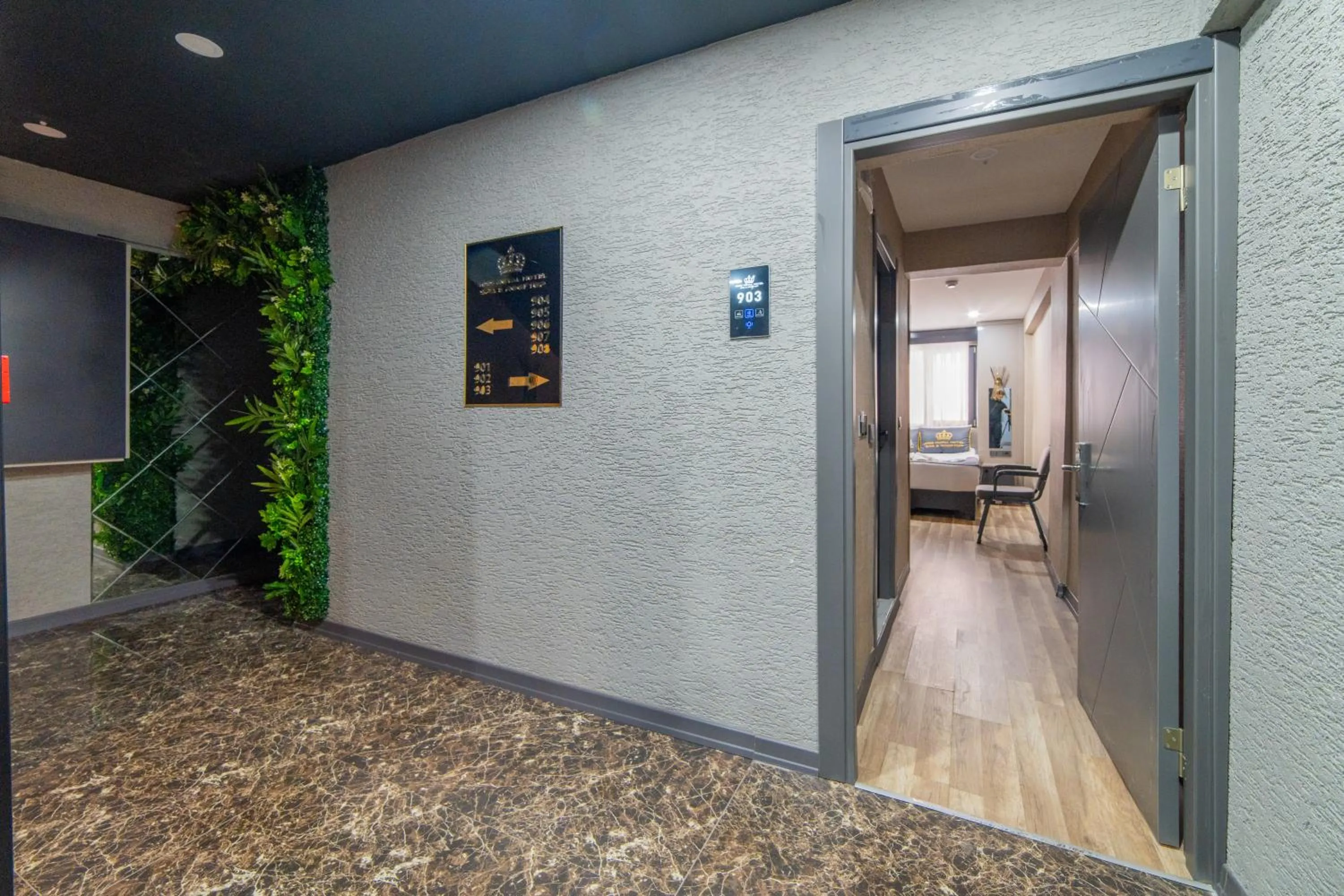 Decorative detail in Miss Royal Hotel & SPA