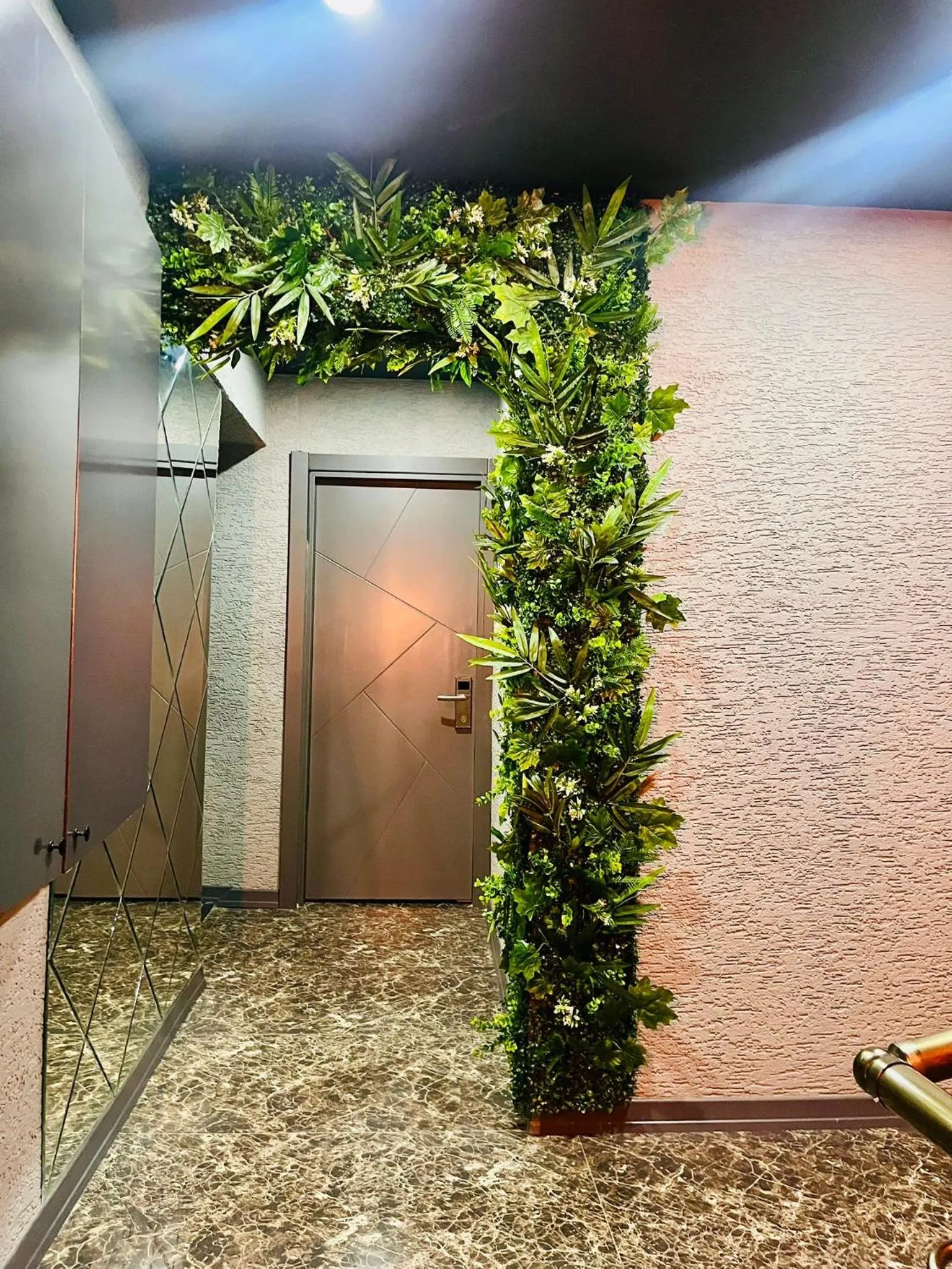 Decorative detail in Miss Royal Hotel & SPA