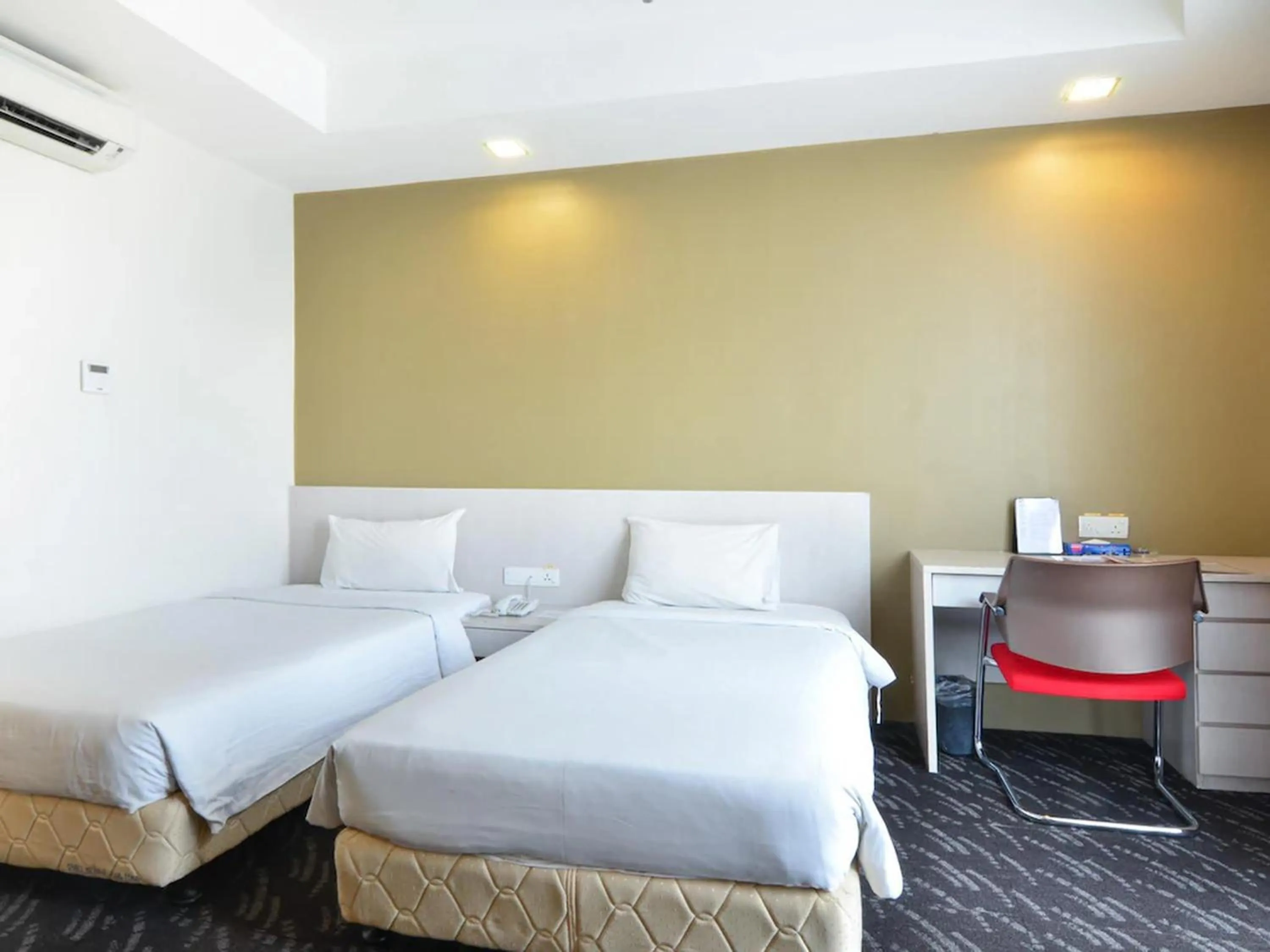 Bedroom, Bed in Palette KL Sentral Station Formerly Scott Hotel