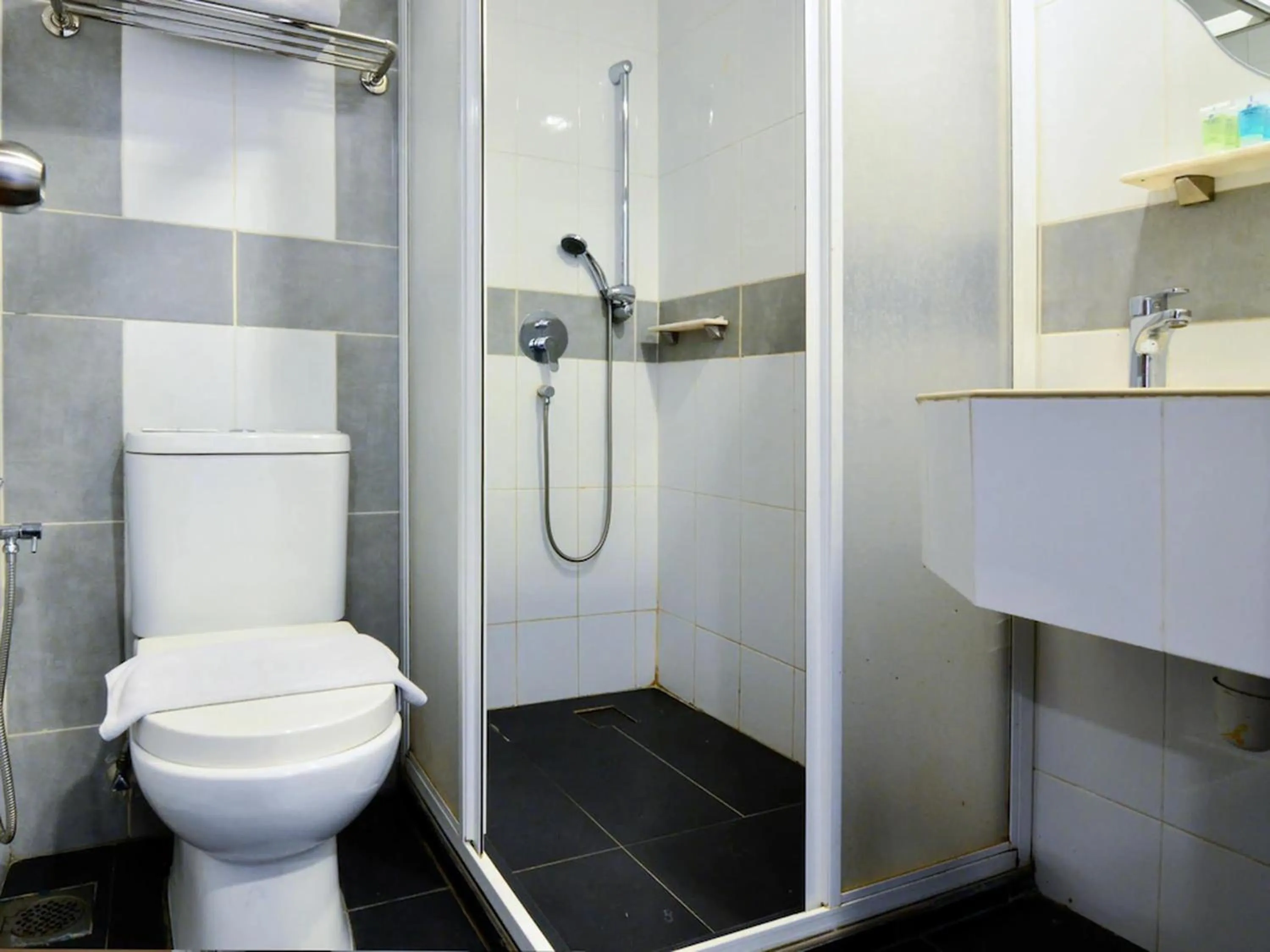 Bathroom in Palette KL Sentral Station Formerly Scott Hotel