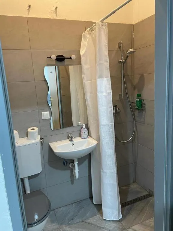 Shower in easybook-in