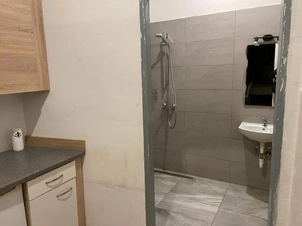 Shower in easybook-in