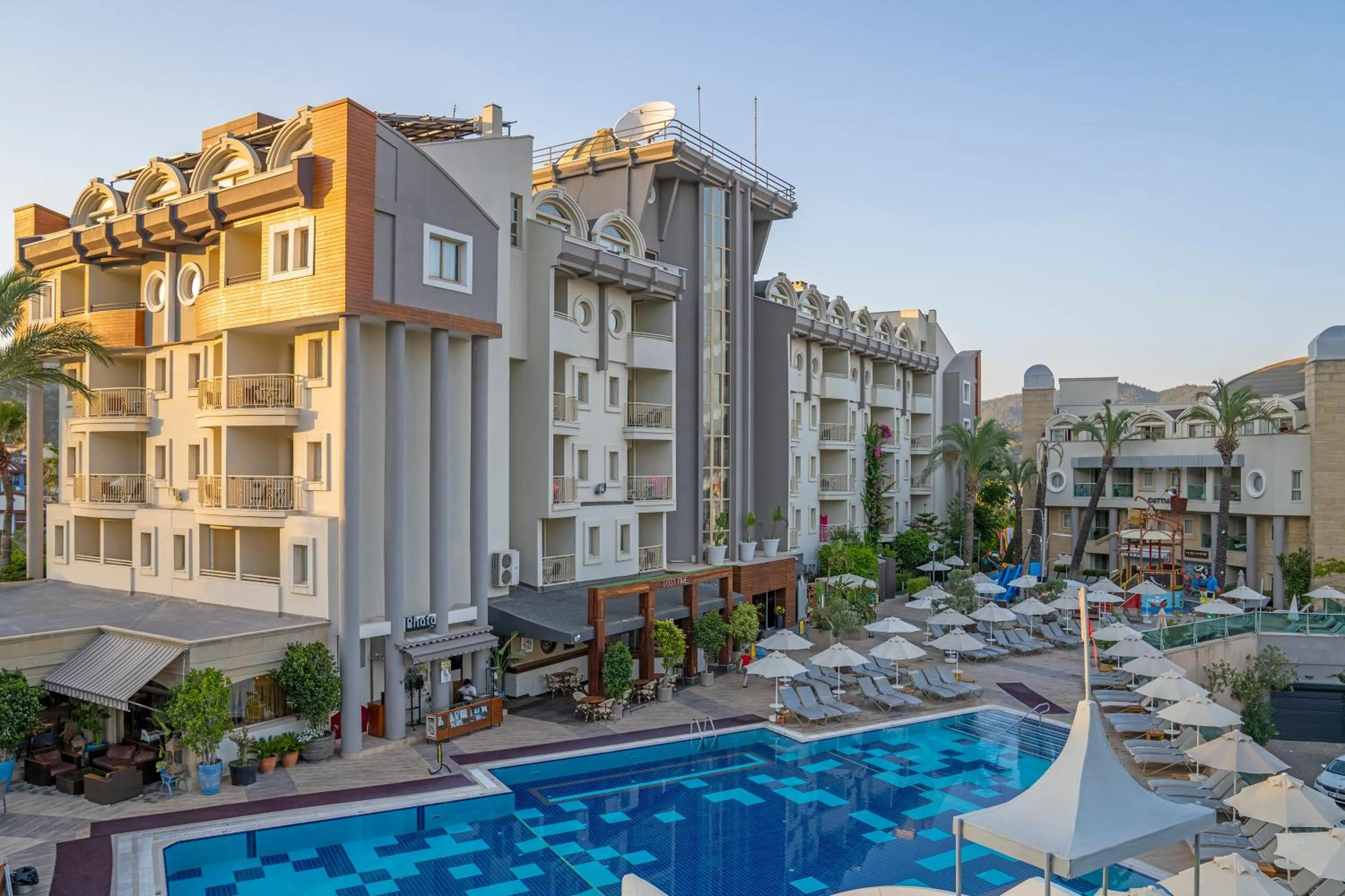 Property building in Grand Cettia Hotel