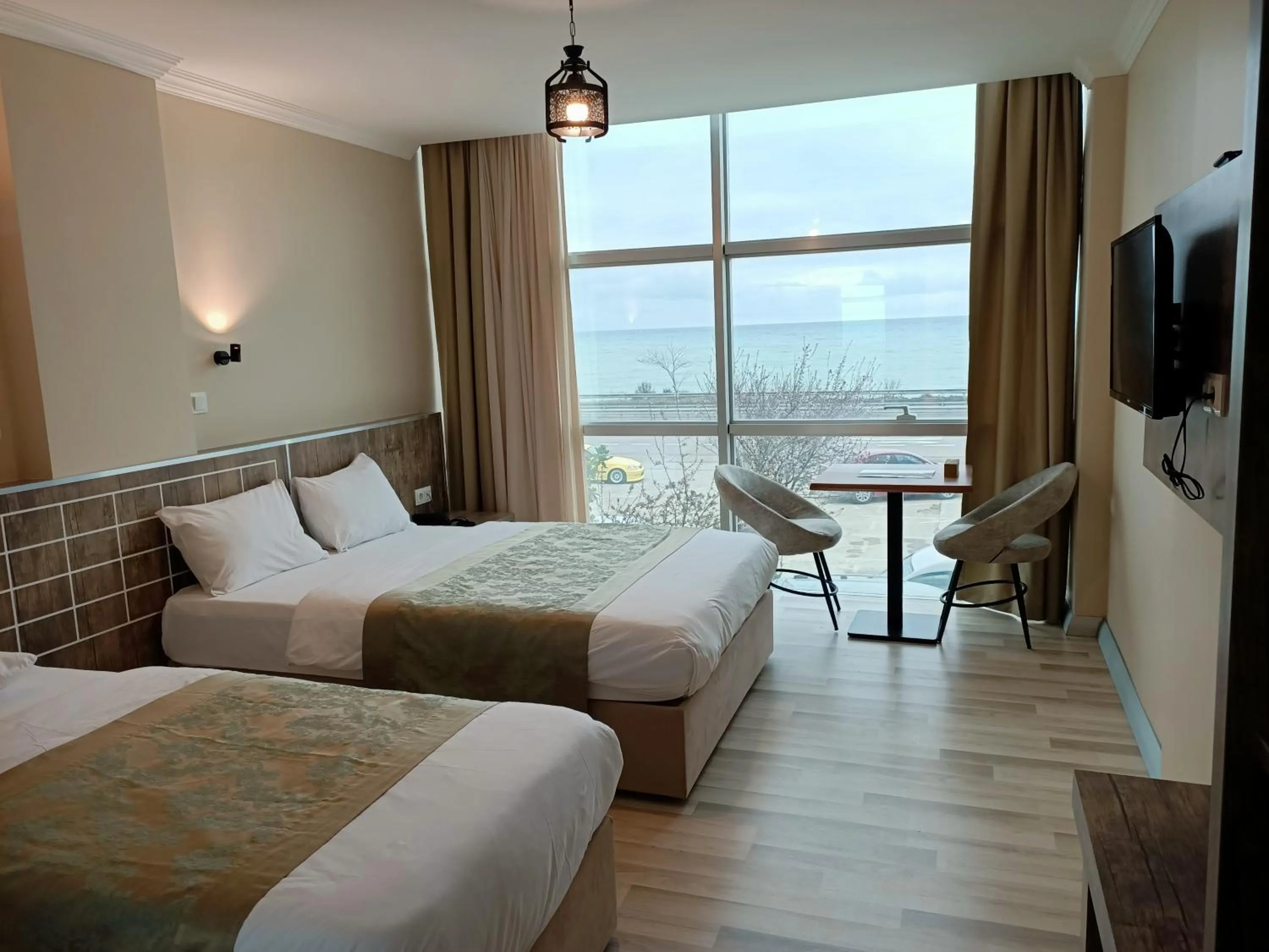 Photo of the whole room, Bed in Bal Hotel