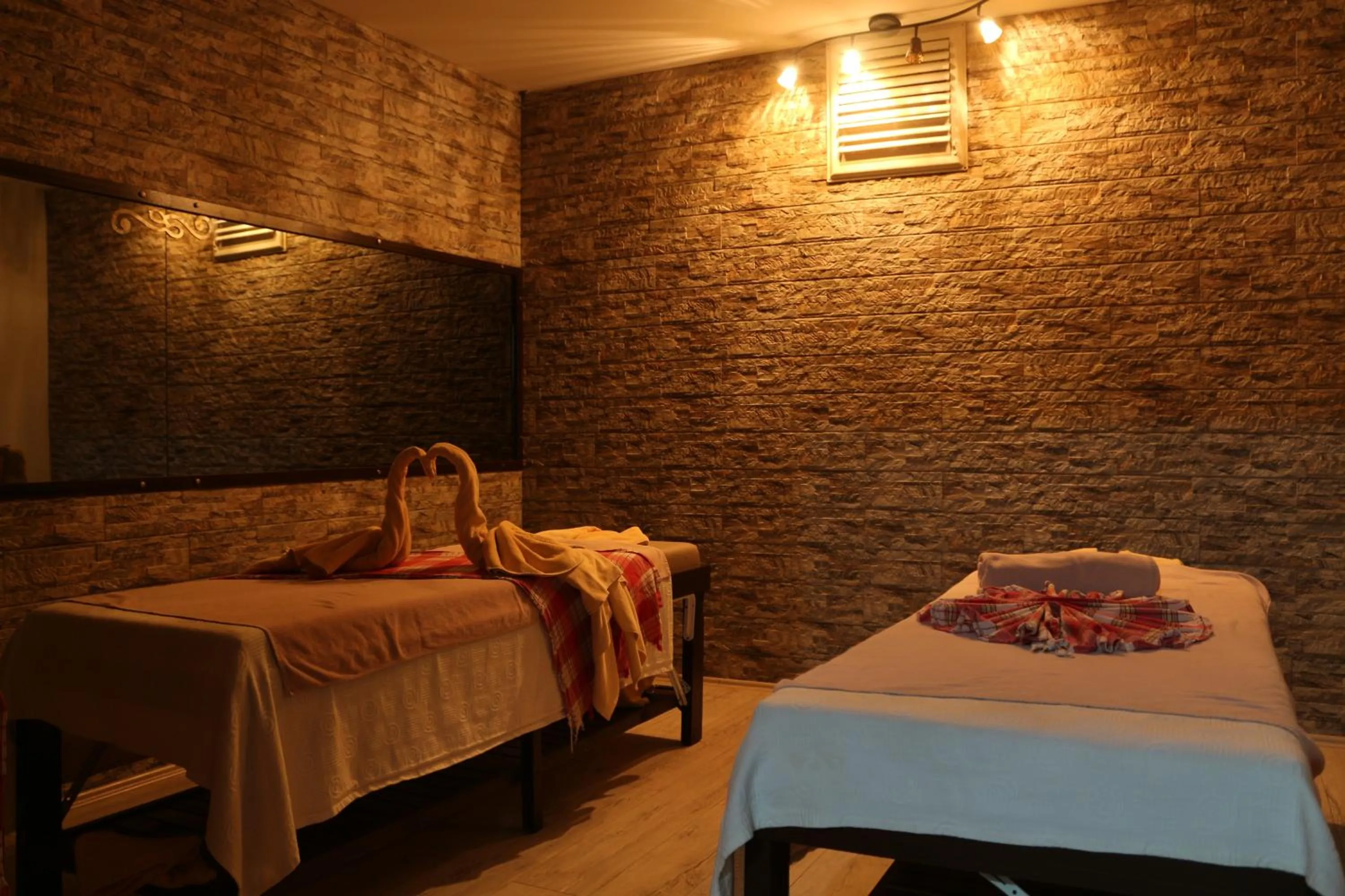 Spa and wellness centre/facilities, Bed in Bal Hotel