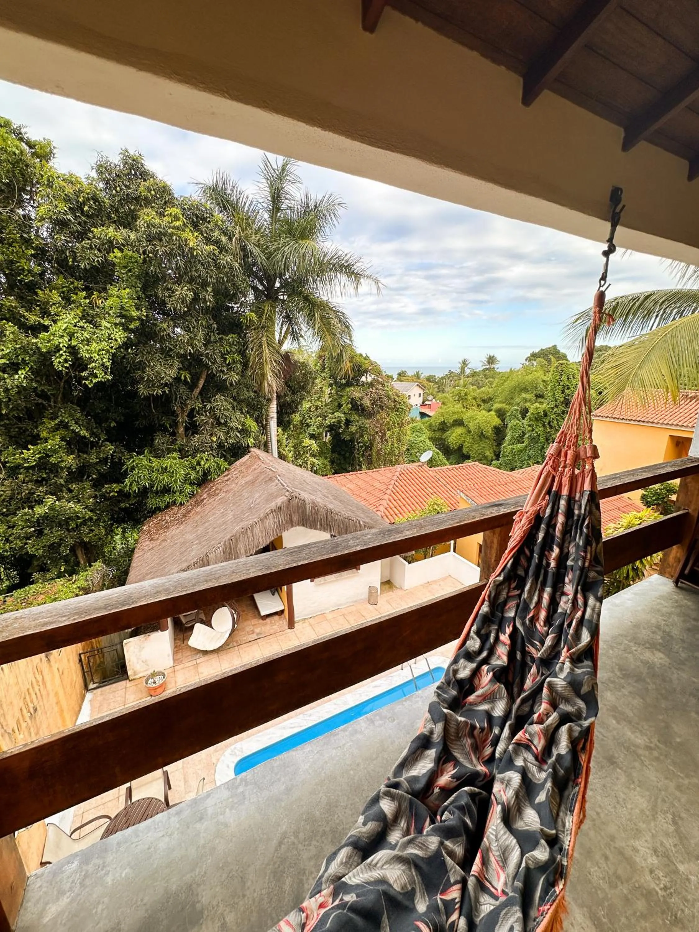 Balcony/Terrace in Pousada Arraial Colonial, Localizada no Centrinho e de Fácil Acesso a Praia e a Rua Mucugê