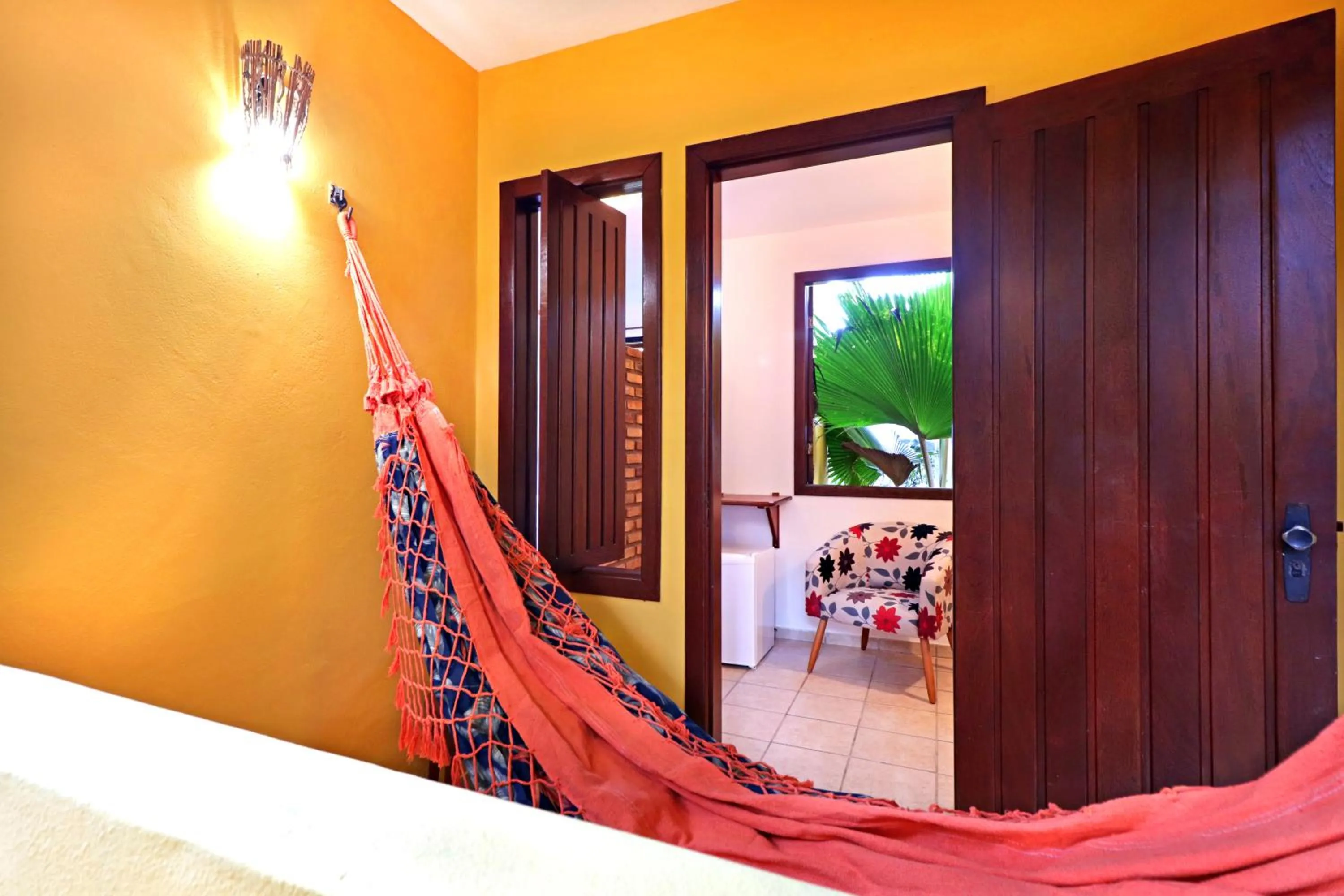 Balcony/Terrace in Pousada Arraial Colonial, Localizada no Centrinho e de Fácil Acesso a Praia e a Rua Mucugê