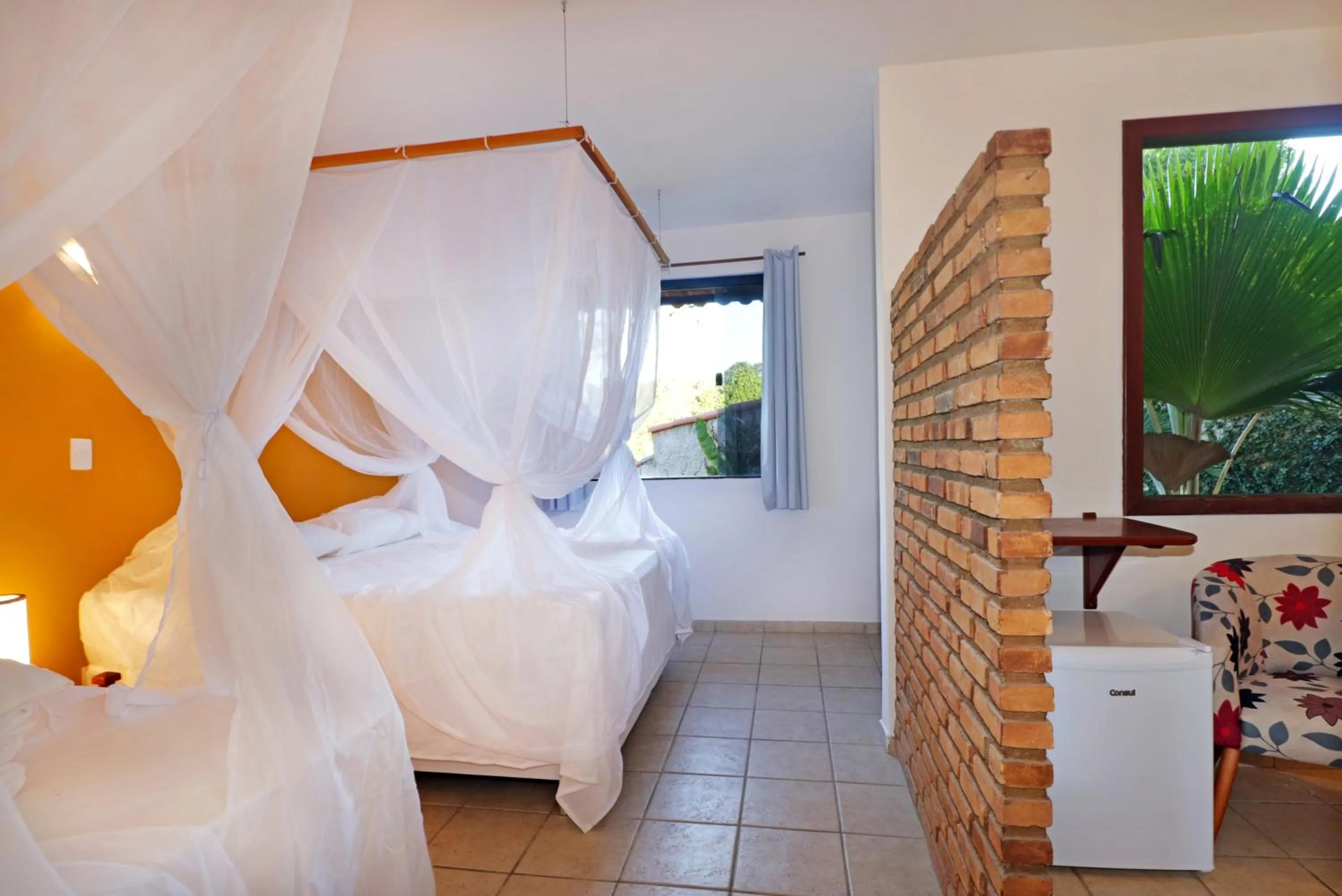 Bed in Pousada Arraial Colonial, Localizada no Centrinho e de Fácil Acesso a Praia e a Rua Mucugê