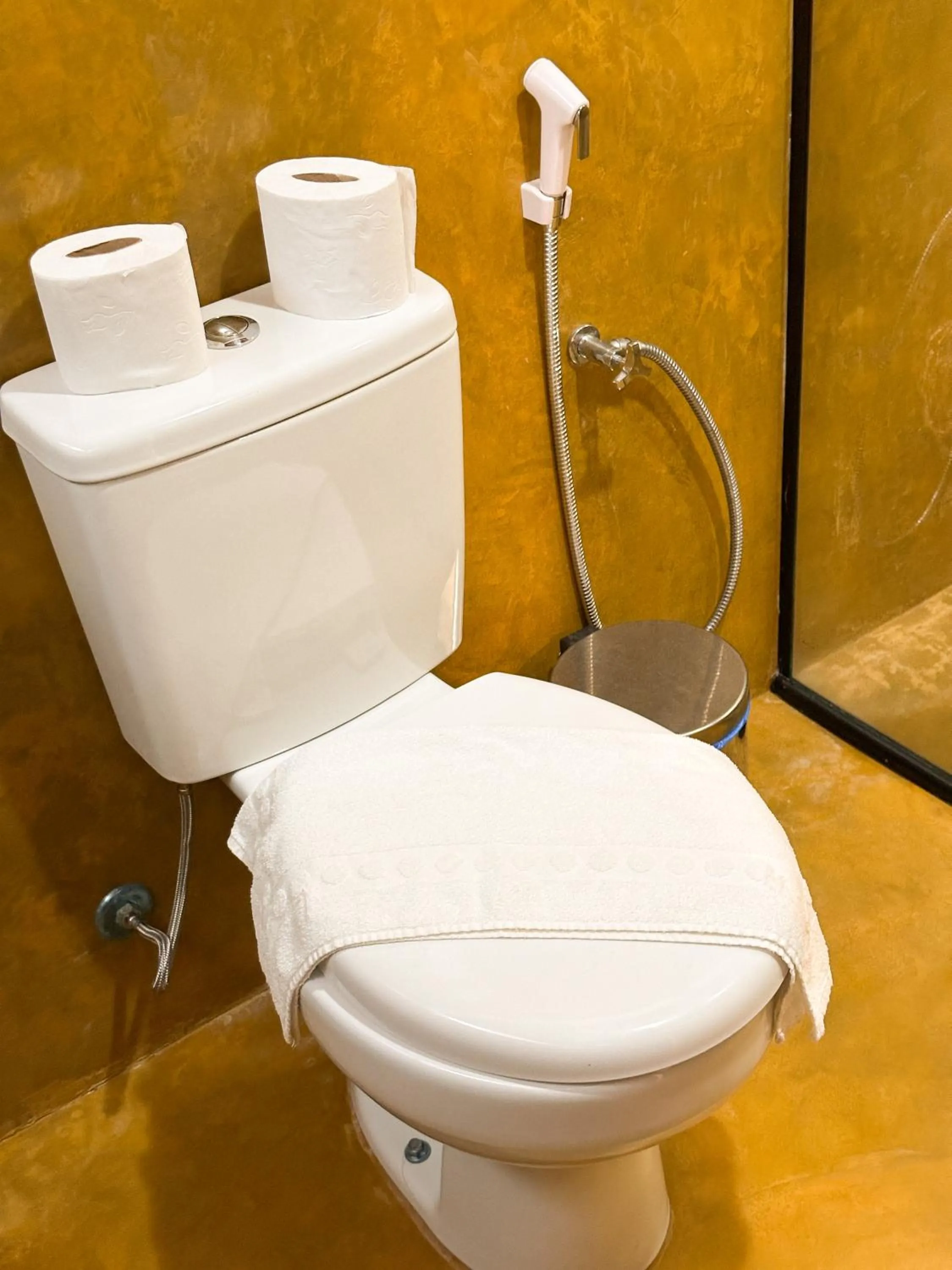 Bathroom in Pousada Arraial Colonial, Localizada no Centrinho e de Fácil Acesso a Praia e a Rua Mucugê