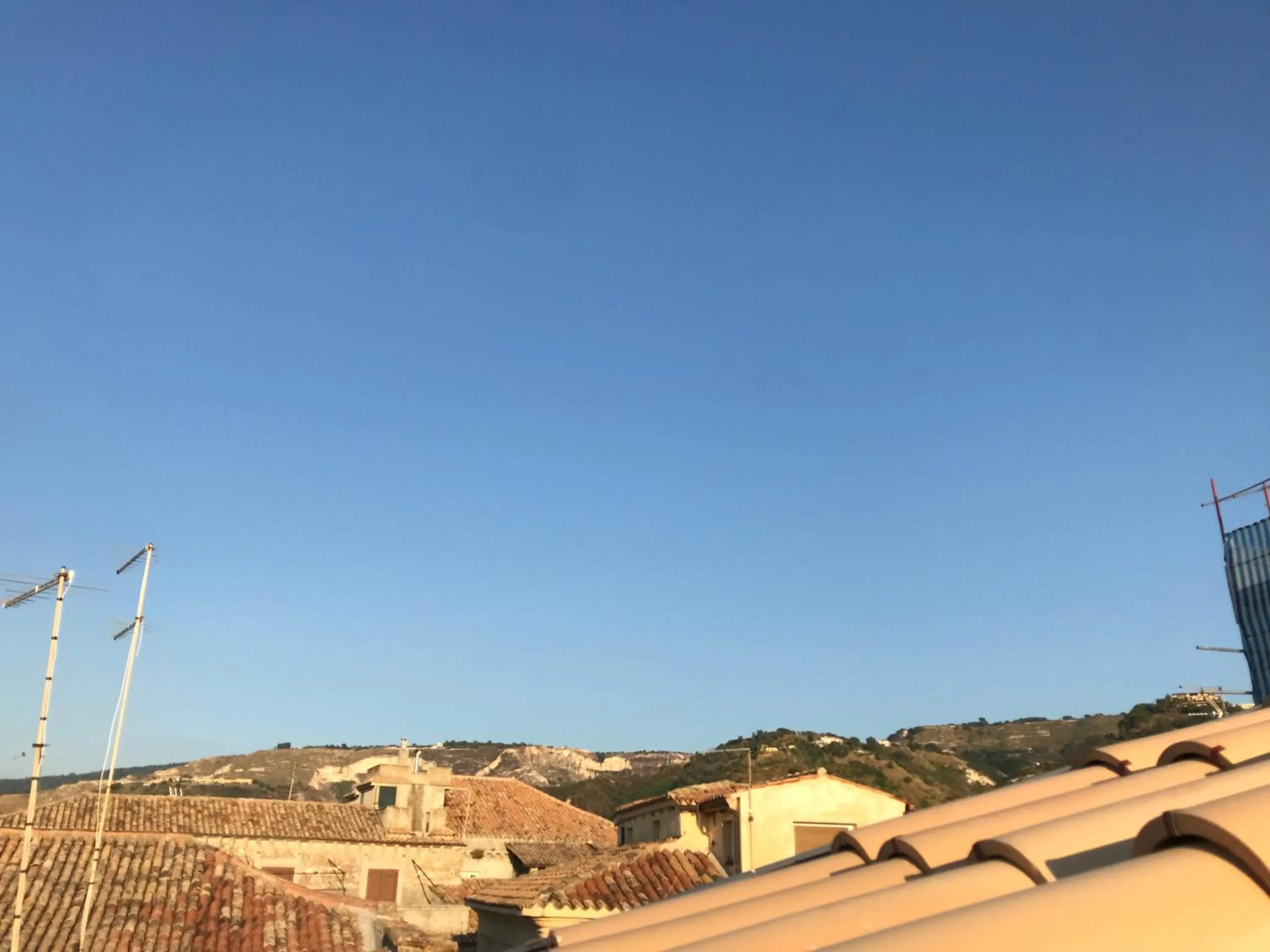 Neighbourhood in De LoCa Rooms