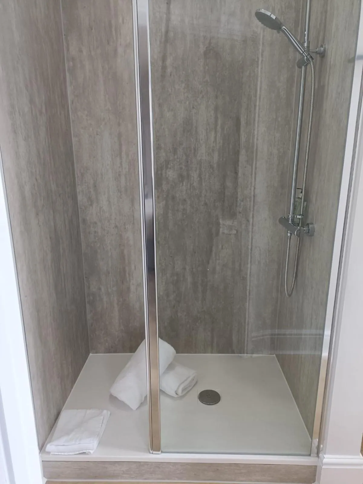 Shower in The Beach Hotel
