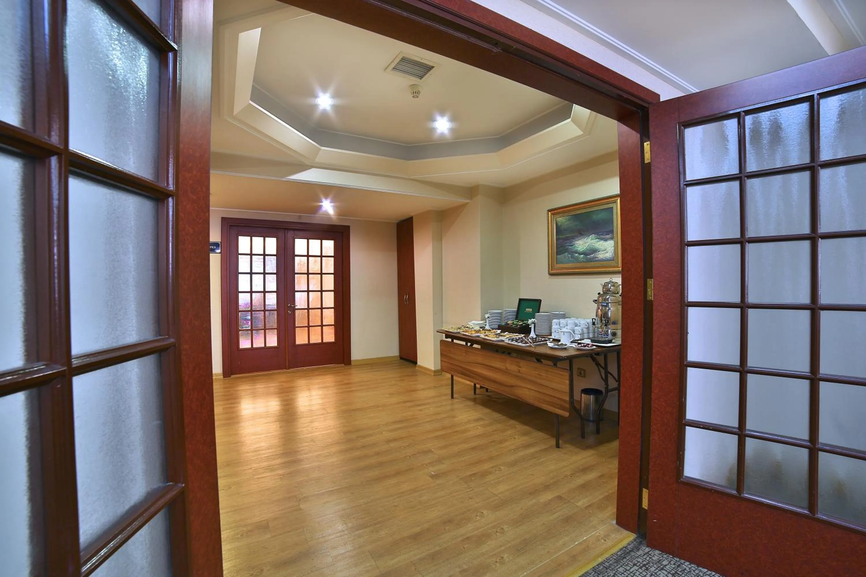 Area and facilities in Grand Anka Hotel