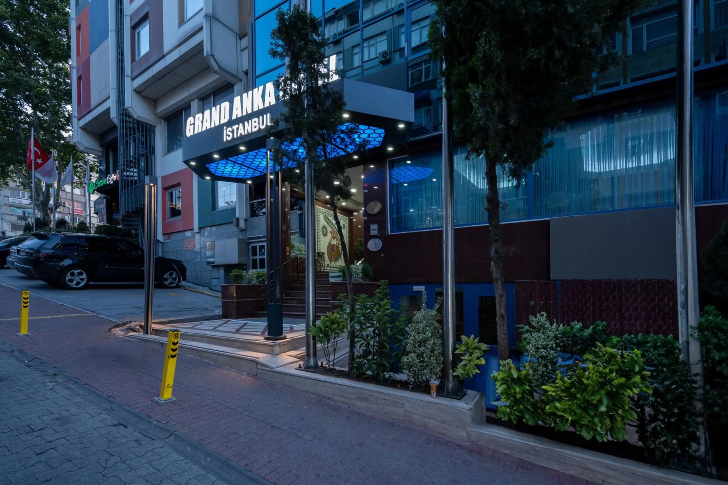 Grand Anka Hotel