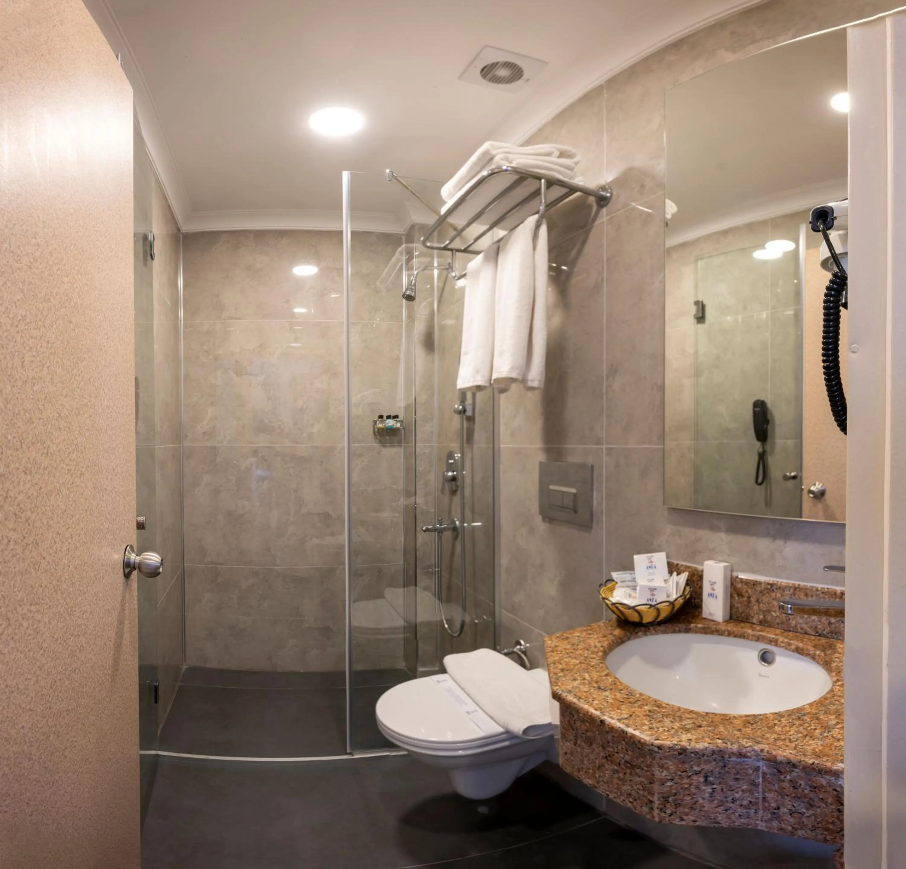 Bathroom in Grand Anka Hotel