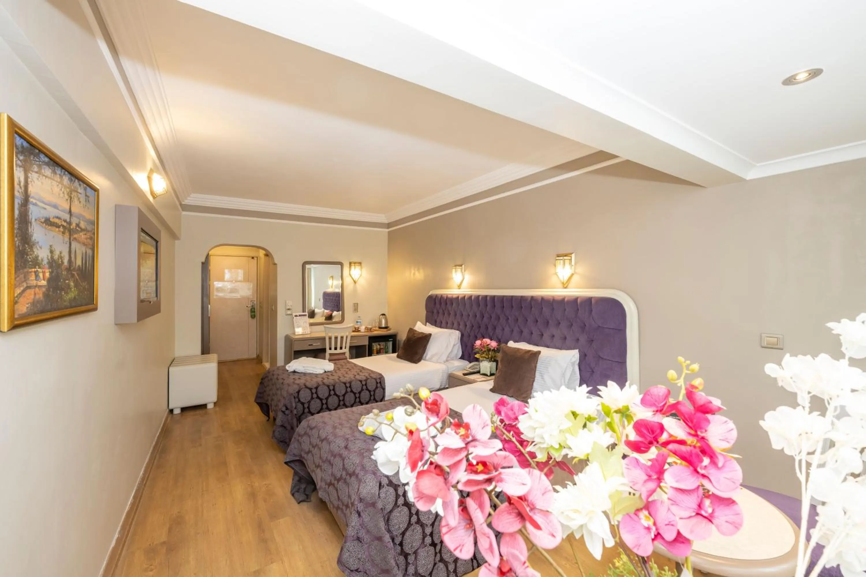 Photo of the whole room, Bed in Grand Anka Hotel