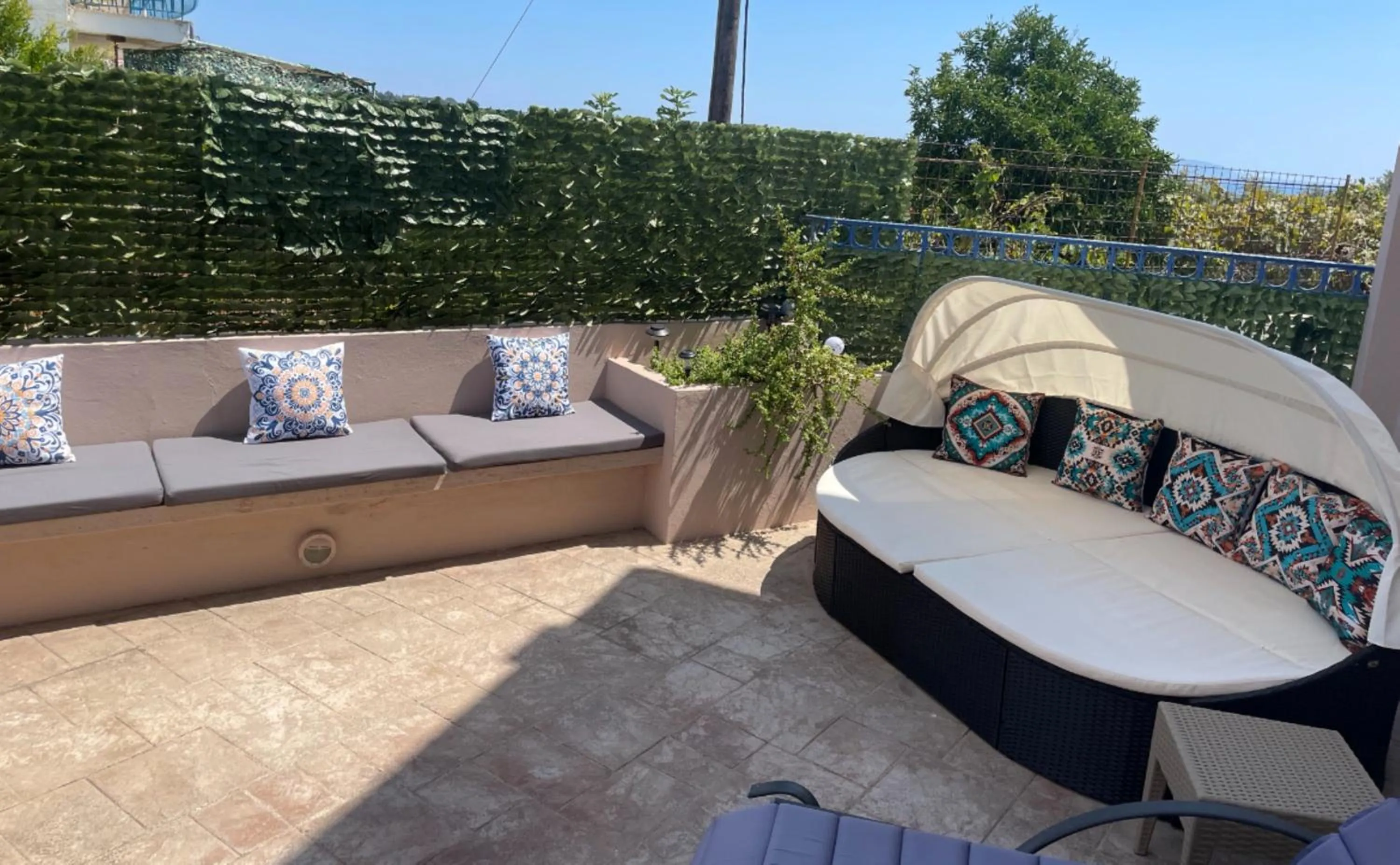 Swimming pool in Hotel Kourkoumelata