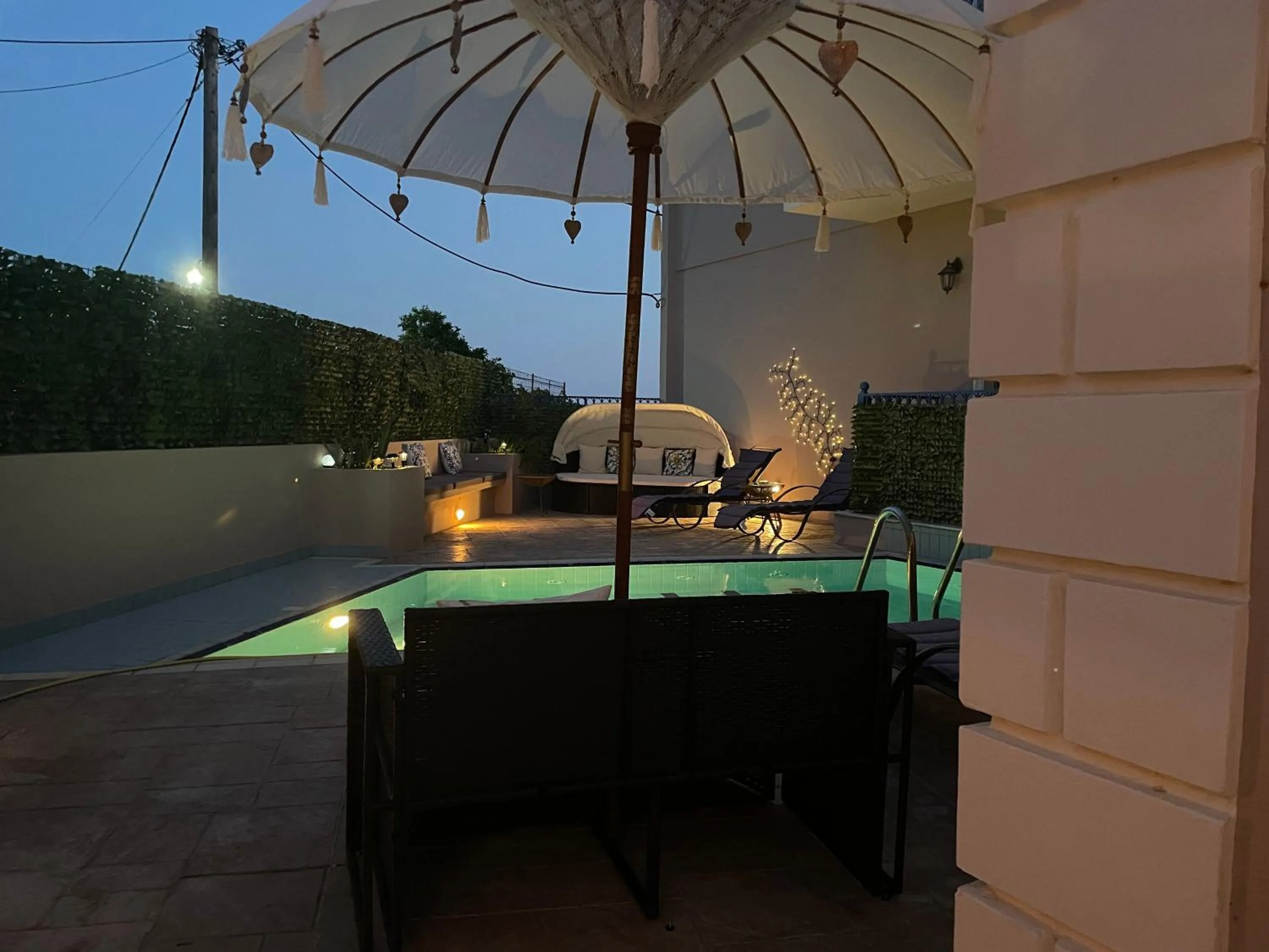 Swimming pool in Hotel Kourkoumelata